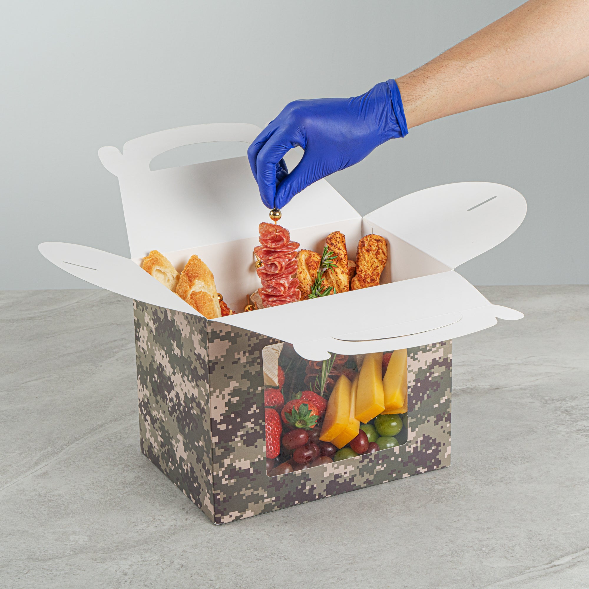 Bio Tek Camouflage Paper Gable Box / Take Out Container - with Window - 10" x 7" x 8" - 100 count box