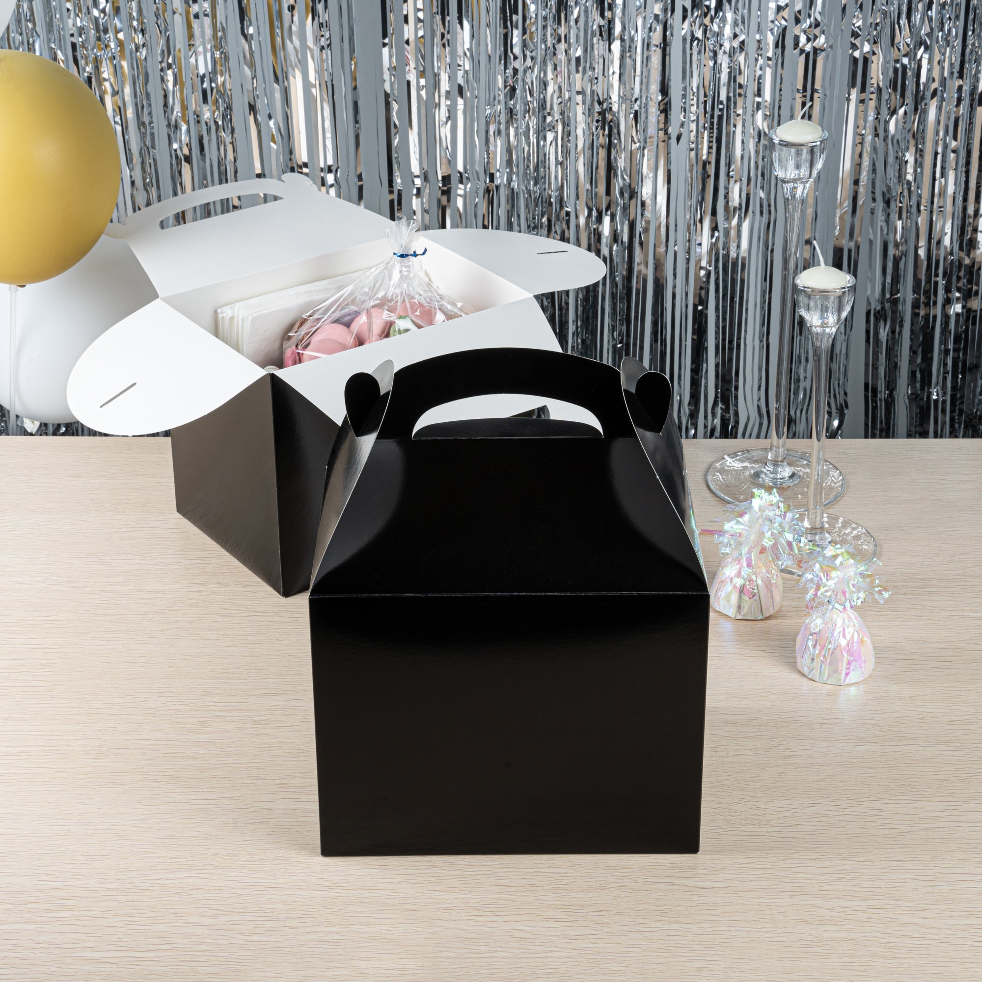Bio Tek Black Paper Gable Box / Take Out Container - Greaseproof - 10" x 7" x 8" - 25 count box