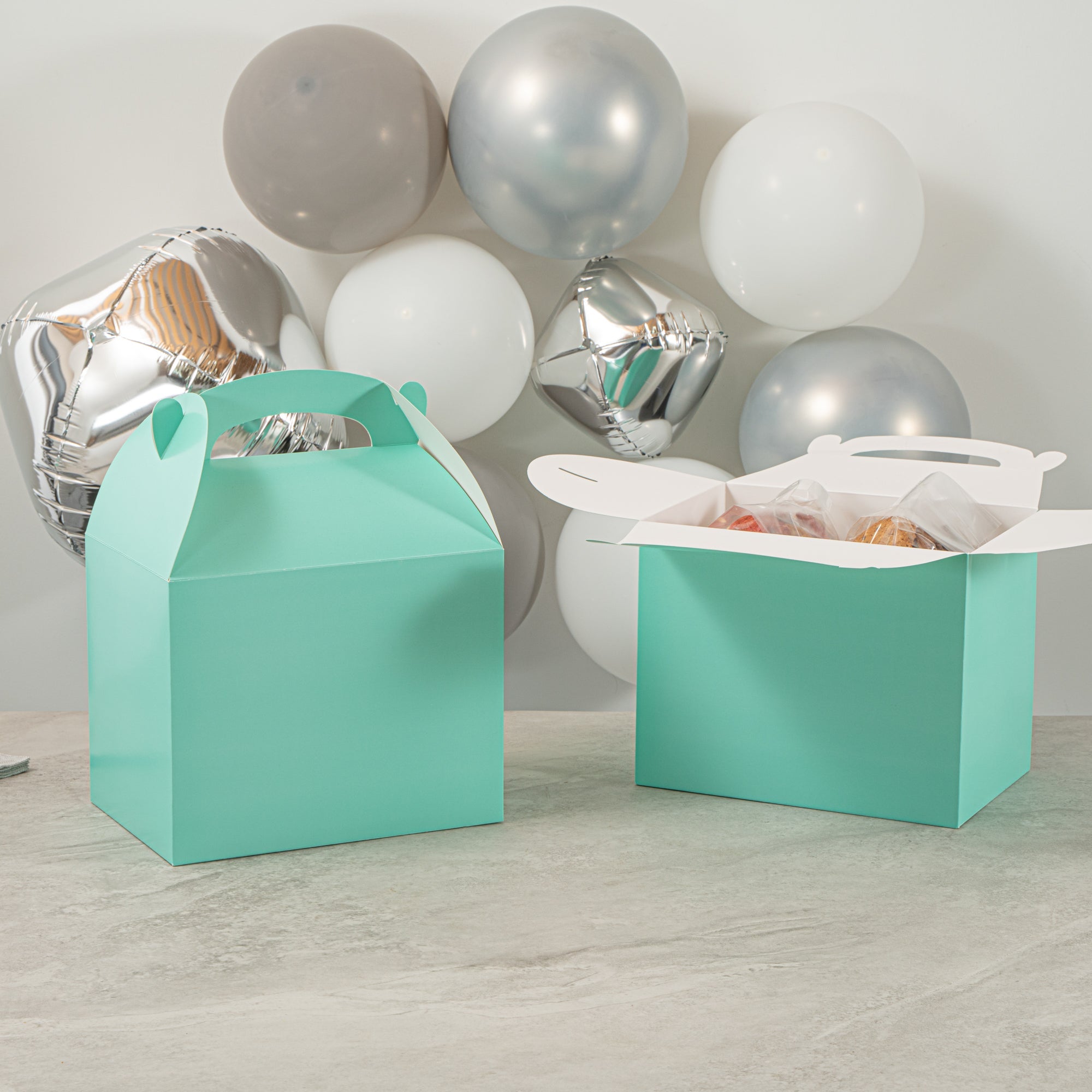 Bio Tek Turquoise Paper Gable Box / Take Out Container - Compostable - 10" x 7" x 8" - 25 count box