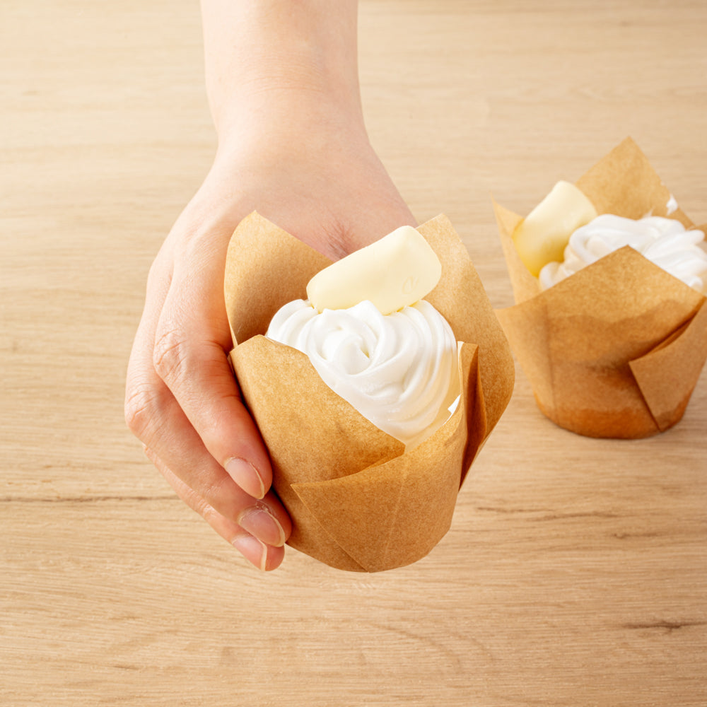 Panificio 3.5 oz Kraft Paper Tulip Baking Cup - Greaseproof - 3 1/4" x 3 1/4" x 3 1/4" - 500 count box