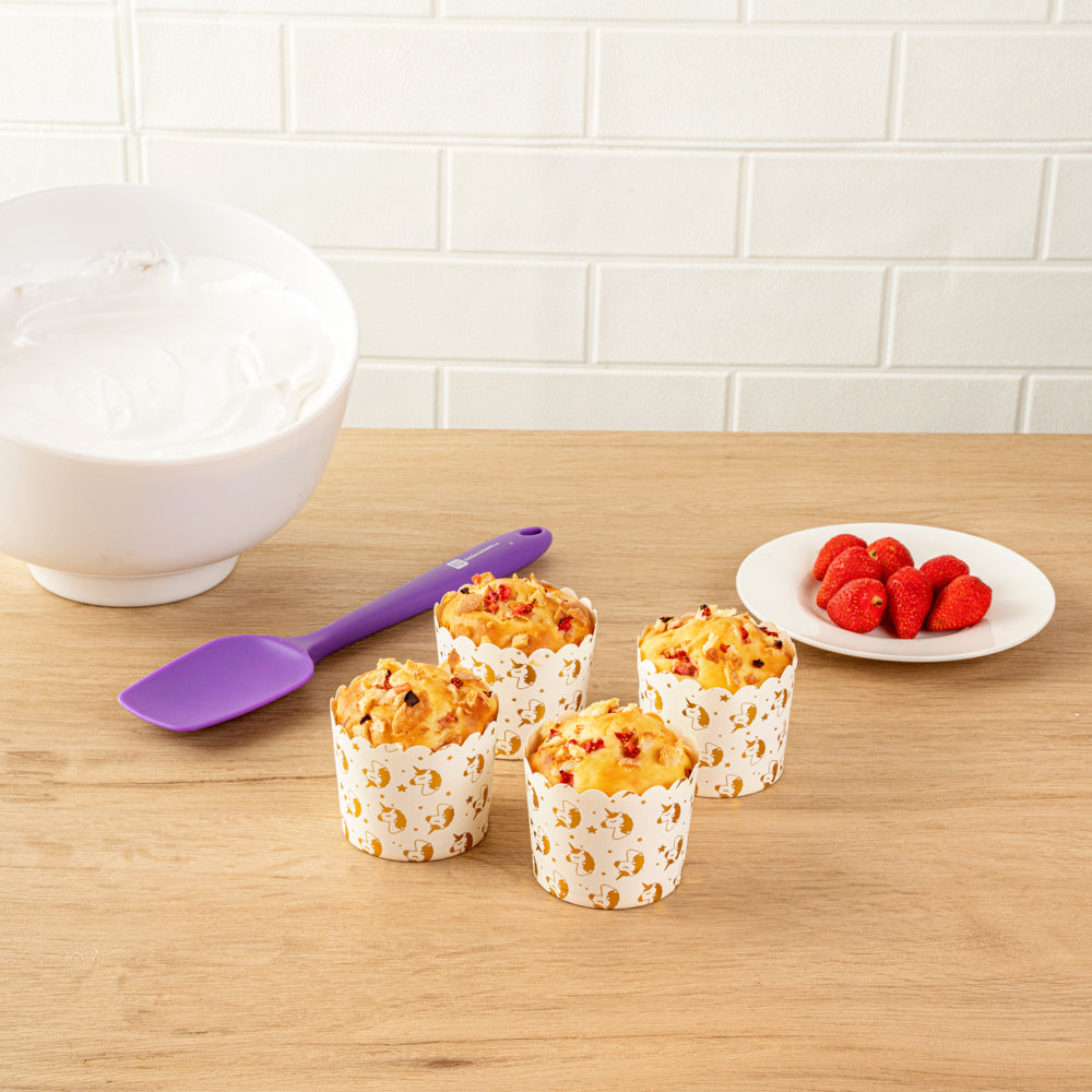 Panificio 4.5 oz White Paper Scalloped Baking Cup - Gold Unicorns - 2 3/4" x 2 3/4" x 2" - 500 count box