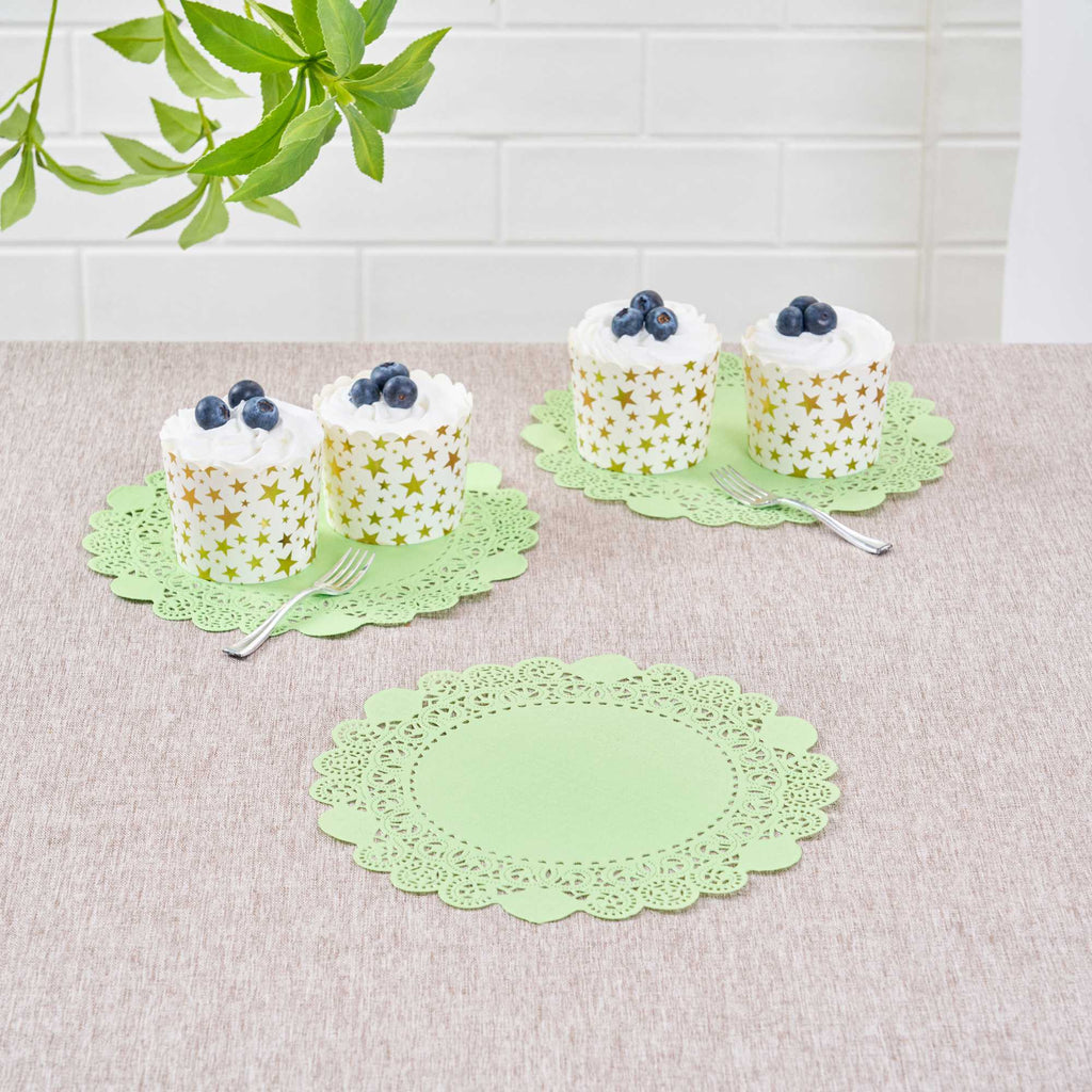 Pastry Tek Round Green Paper Doilies - Lace - 8" x 8" - 4000 count box
