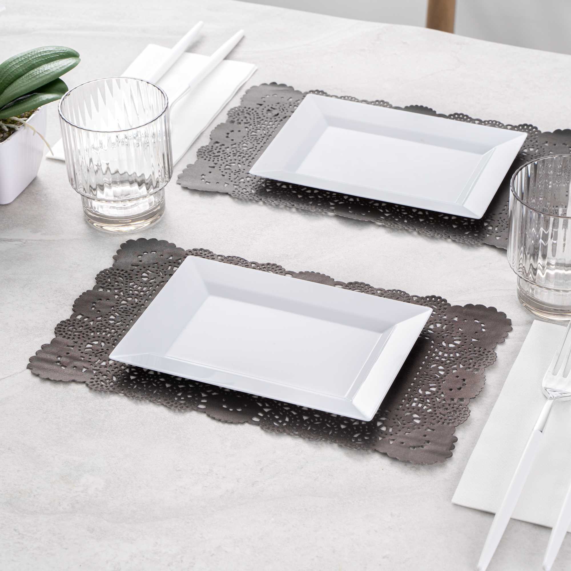 Pastry Tek Rectangle Black Paper Doilies - Lace - 12" x 7" - 4000 count box