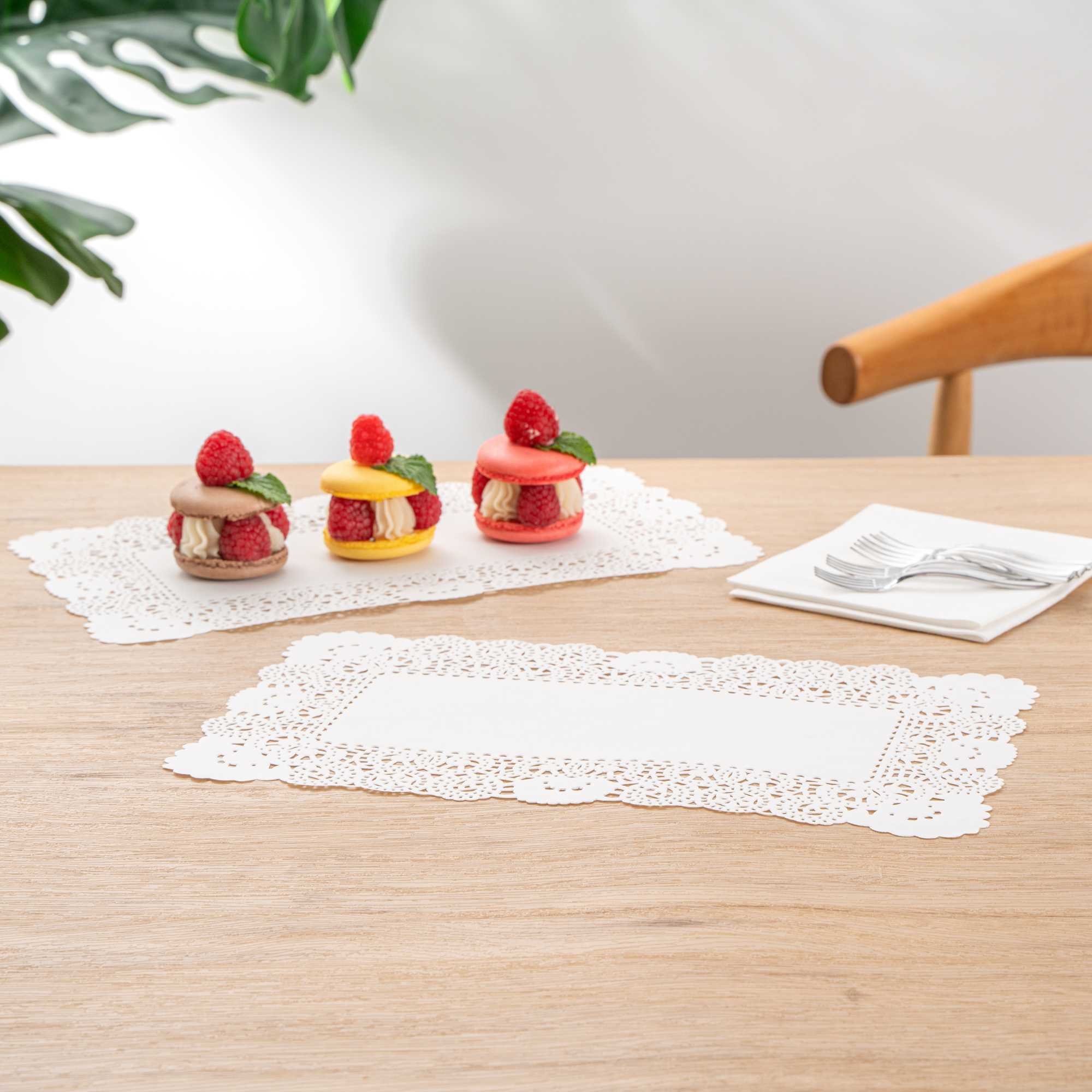 Pastry Tek Rectangle White Paper Doilies - Lace - 12" x 7" - 4000 count box