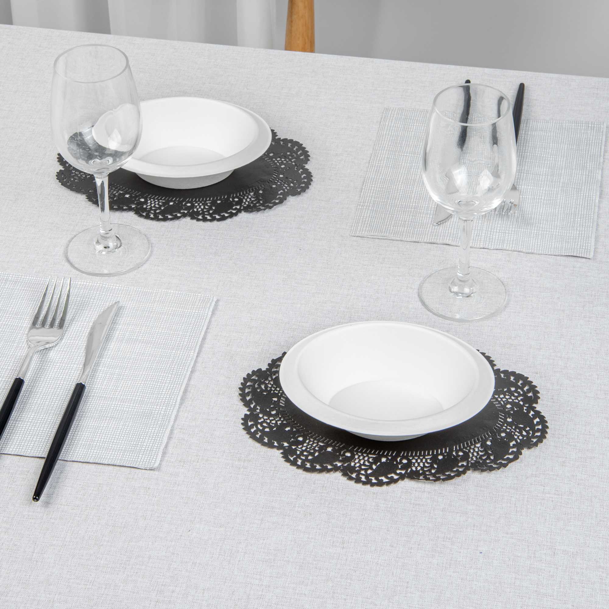 Pastry Tek Oval Black Paper Doilies - Lace - 9" x 6 1/2" - 4000 count box