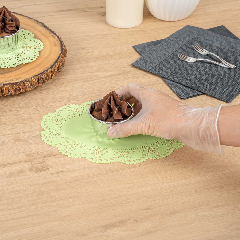 Pastry Tek Oval Green Paper Doilies - Lace - 9" x 6 1/2" - 4000 count box
