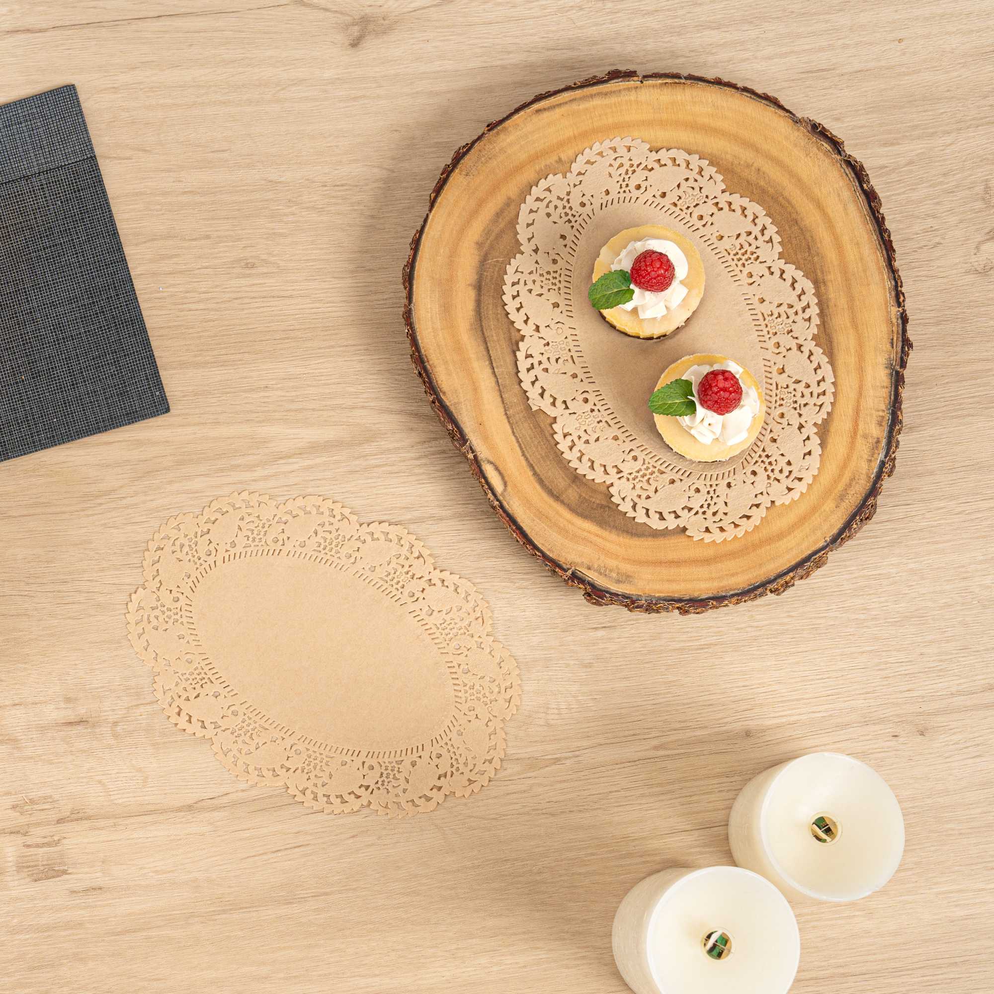 Pastry Tek Oval Kraft Paper Doilies - Lace - 9" x 6 1/2" - 100 count box