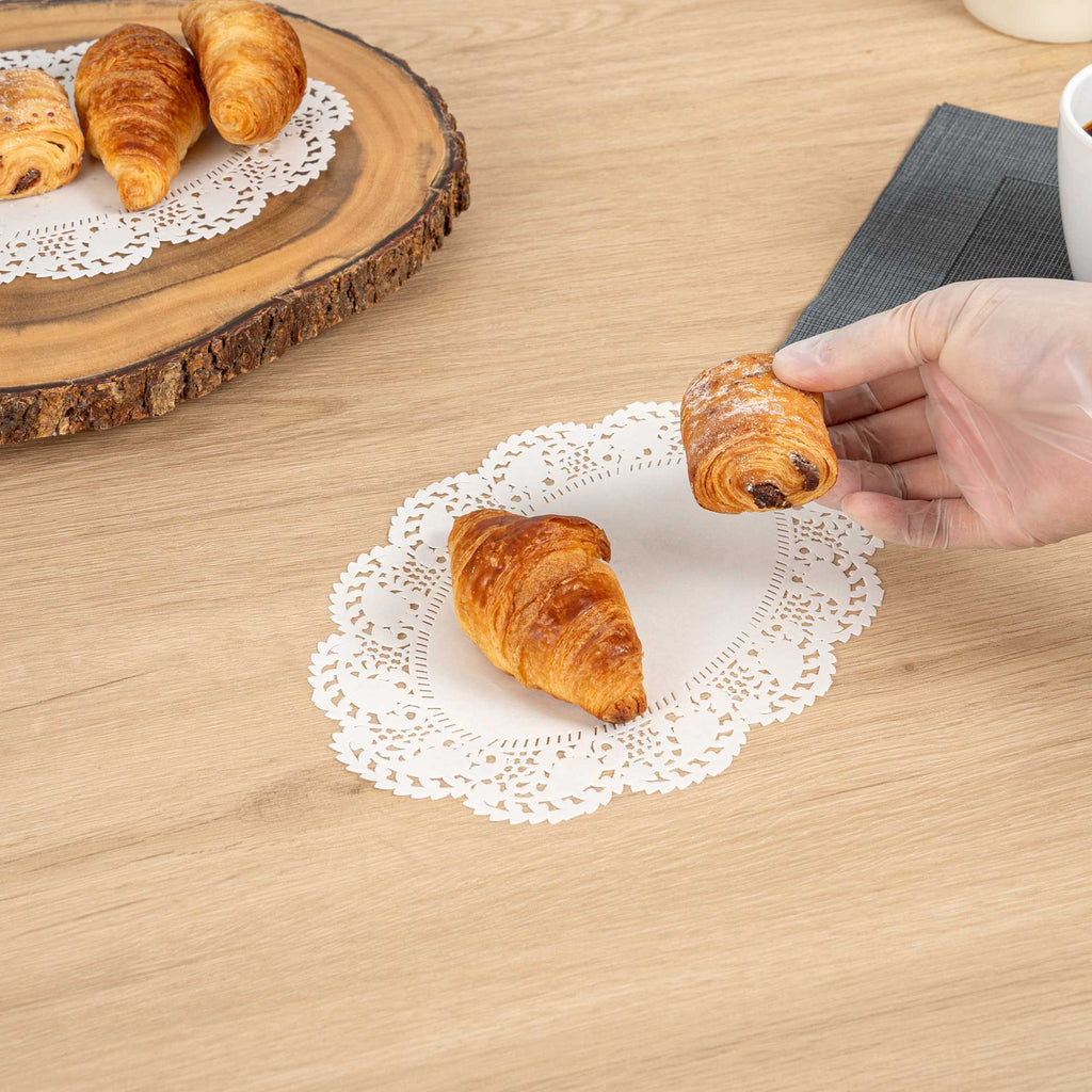 Pastry Tek Oval White Paper Doilies - Lace - 9" x 6 1/2" - 100 count box