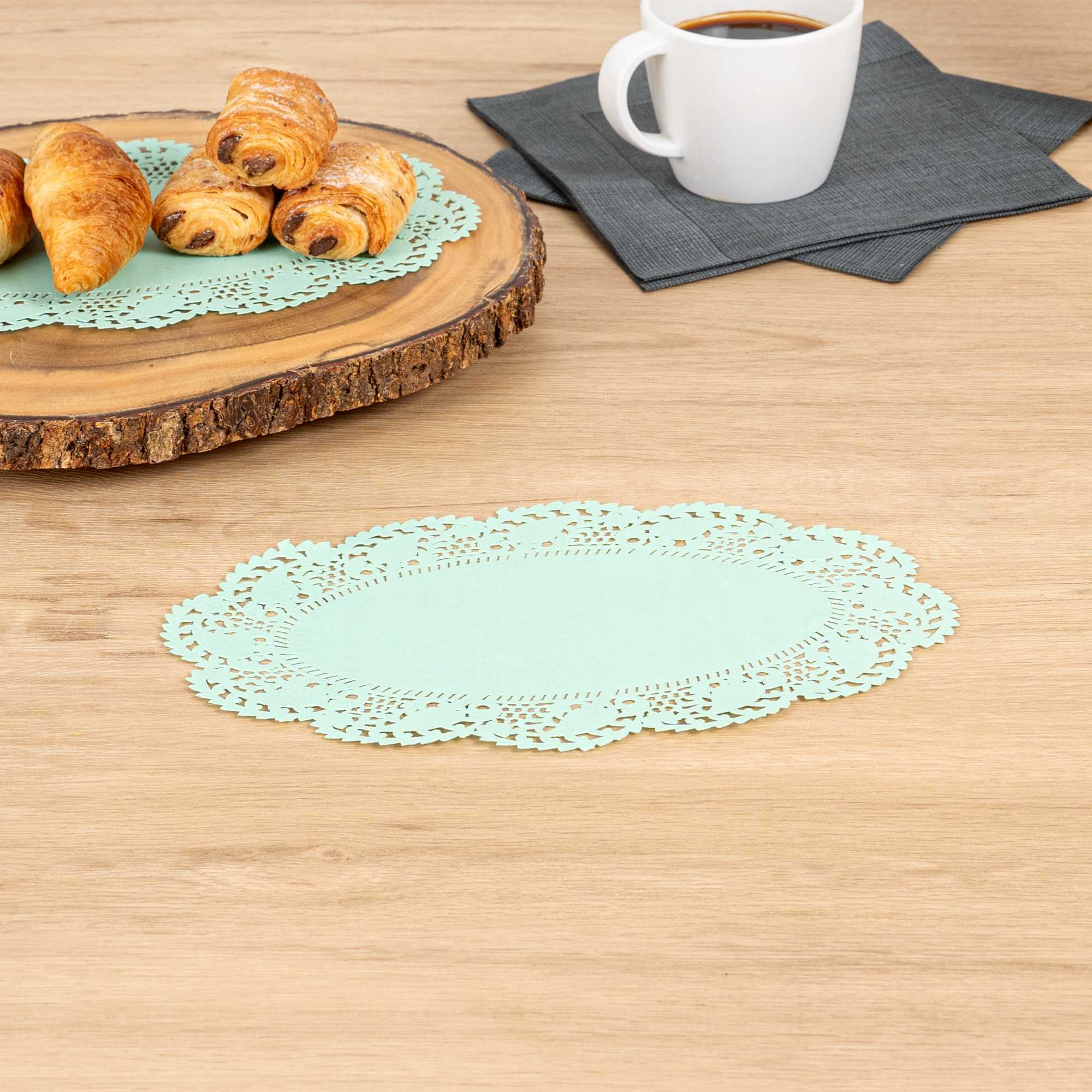 Pastry Tek Oval Teal Paper Doilies - Lace - 10 1/2" x 6 1/2" - 4000 count box