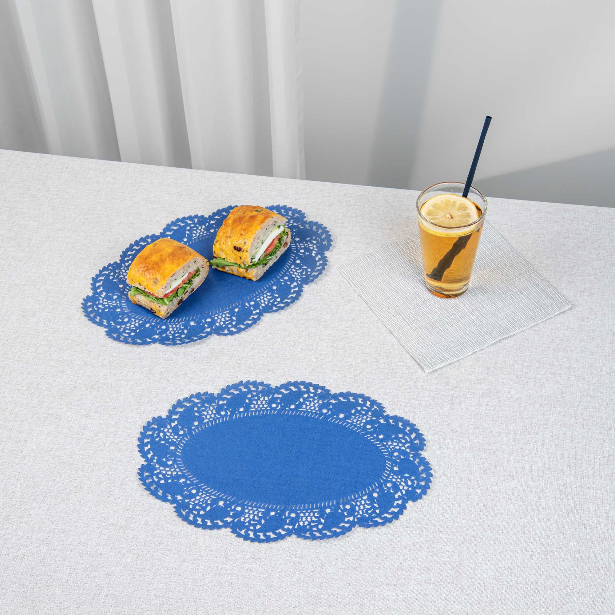 Pastry Tek Oval Navy Blue Paper Doilies - Lace - 12 1/2" x 8 1/2" - 100 count box