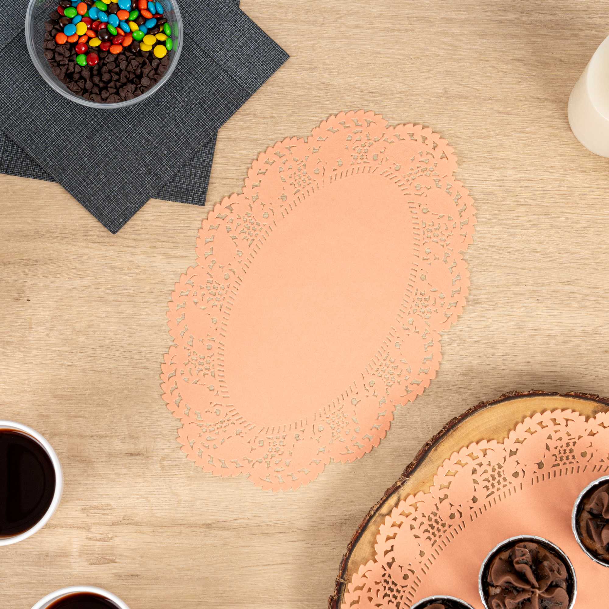 Pastry Tek Oval Coral Paper Doilies - Lace - 12 1/2" x 8 1/2" - 4000 count box