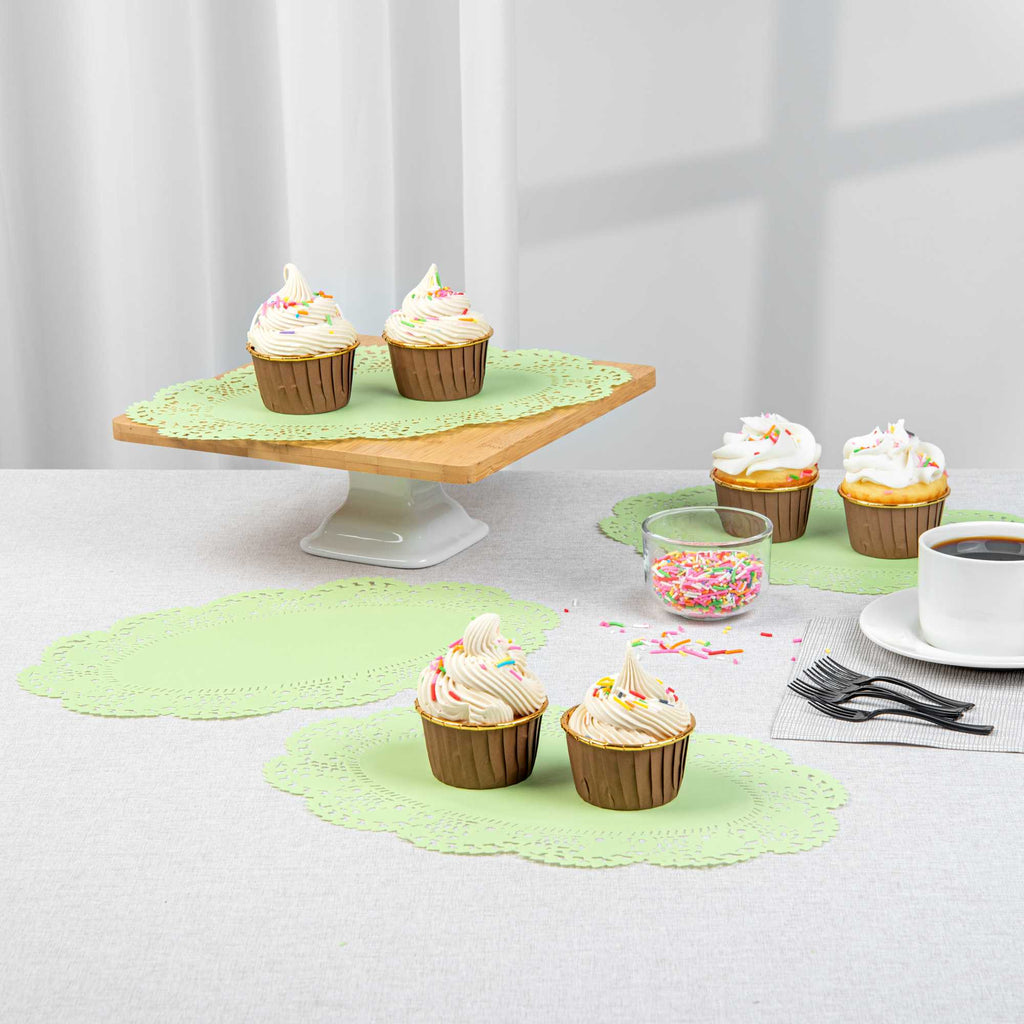 Pastry Tek Oval Green Paper Doilies - Lace - 12 1/2" x 8 1/2" - 4000 count box