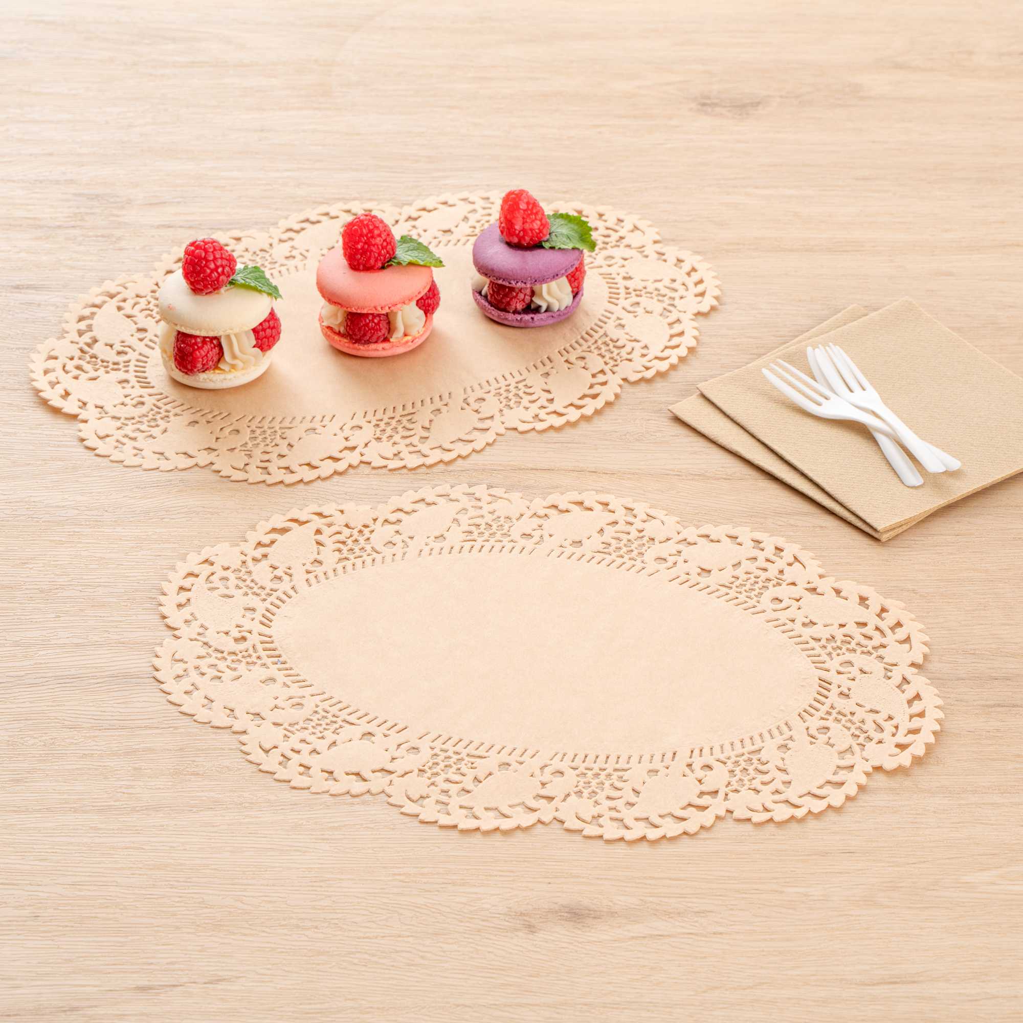Pastry Tek Oval Kraft Paper Doilies - Lace - 12 1/2" x 8 1/2" - 4000 count box