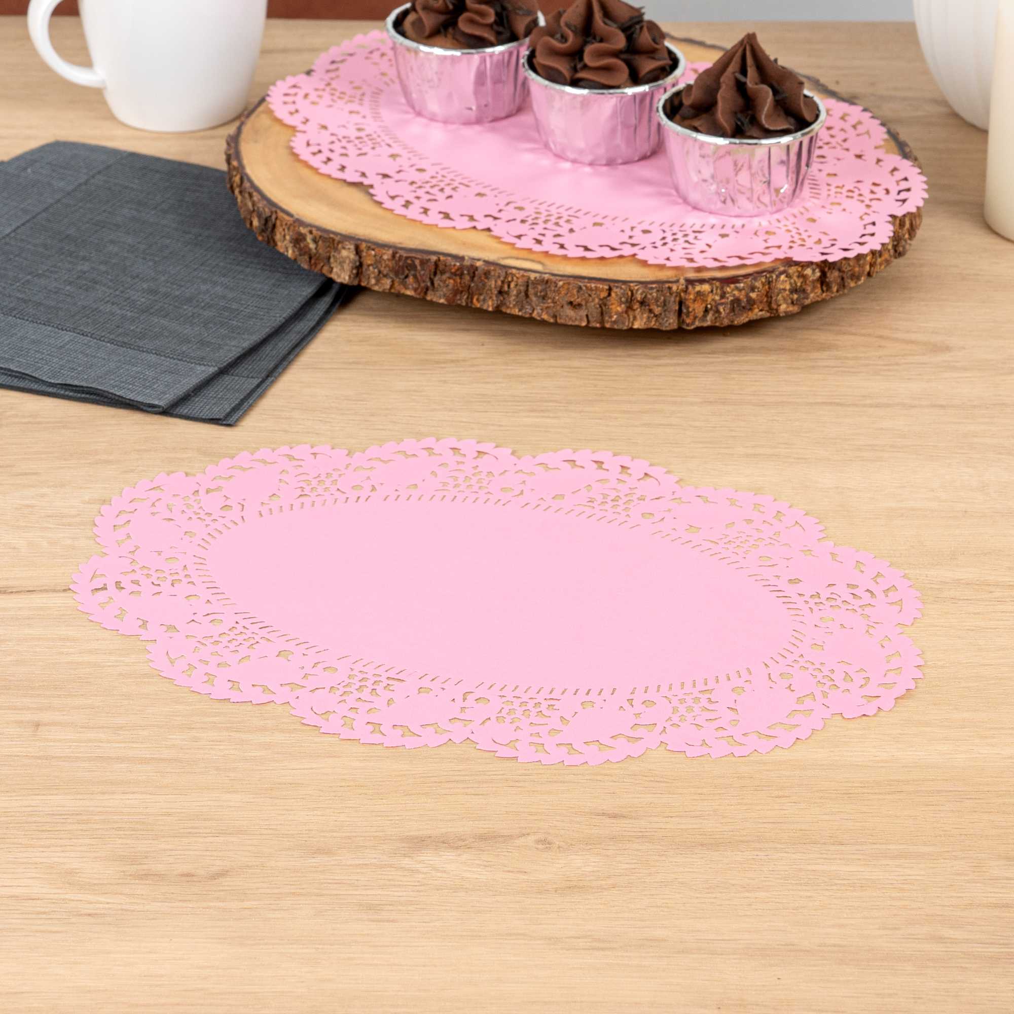 Pastry Tek Oval Pink Paper Doilies - Lace - 12 1/2" x 8 1/2" - 4000 count box