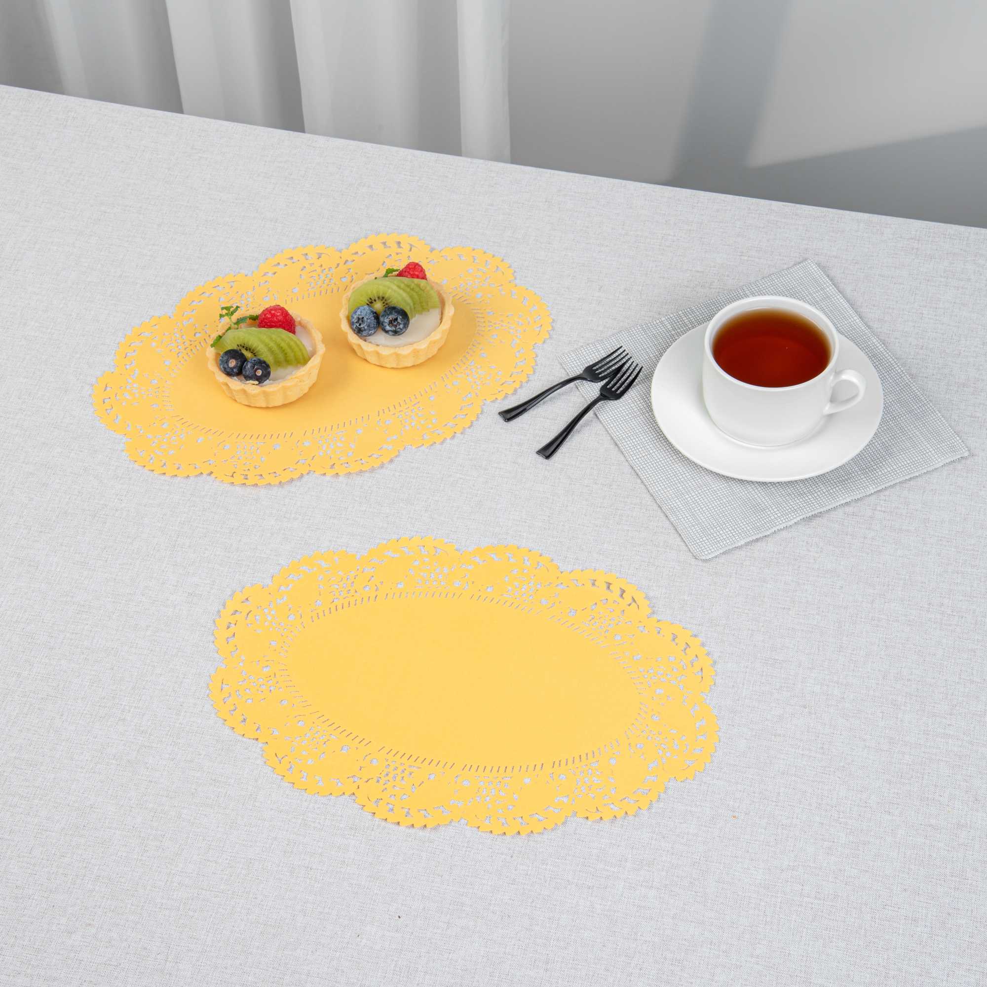 Pastry Tek Oval Orange Paper Doilies - Lace - 12 1/2" x 8 1/2" - 4000 count box