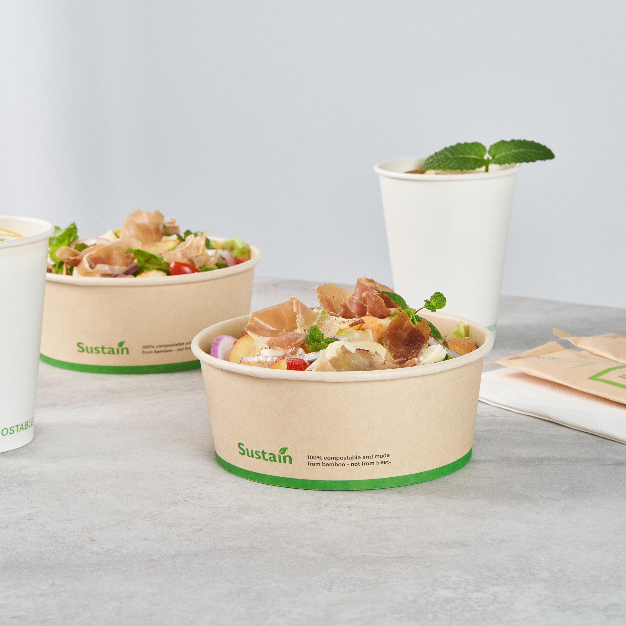 Sustain 25 oz Round Bamboo Paper Salad Container - with PLA Lining, Compostable - 6" x 6" x 2 1/2" - 200 count box
