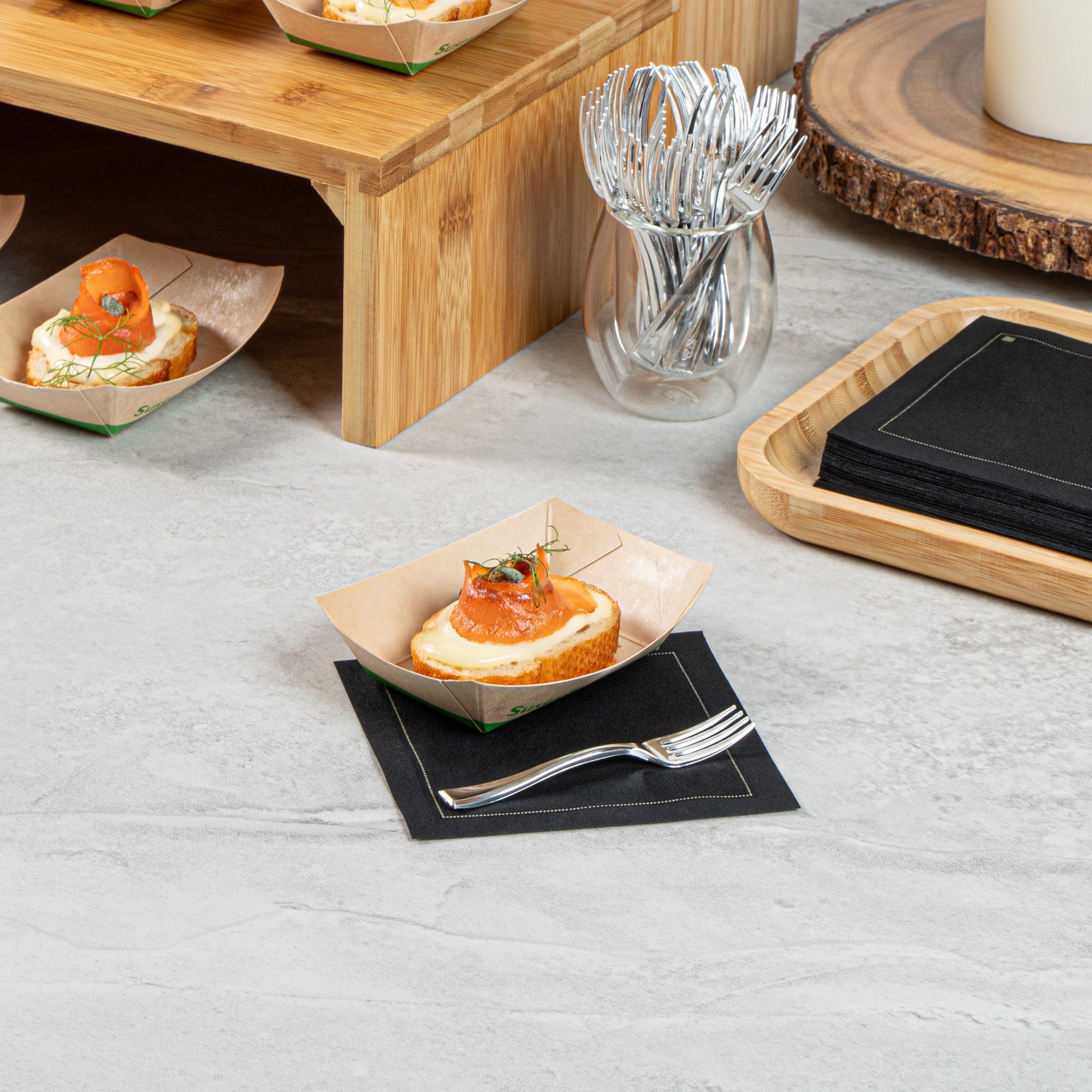 Sustain 4 oz Bamboo Paper # 25 Food Tray / Boat - with PLA Lining, Compostable - 3" x 2" x 1" - 400 count box