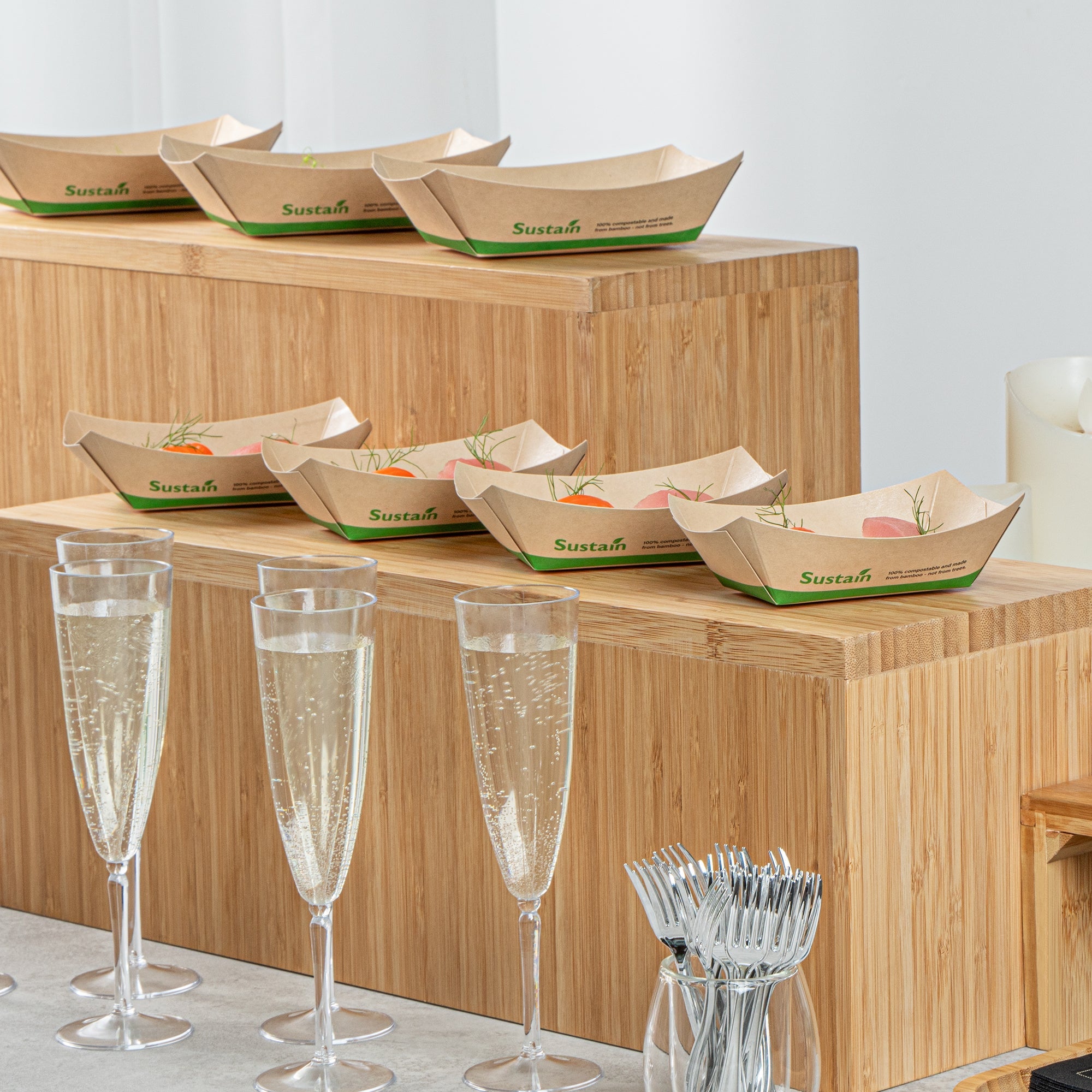 Sustain 6 oz Bamboo Paper #40 Food Tray / Boat - with PLA Lining, Compostable - 3 1/4" x 2" x 1 1/2" - 400 count box