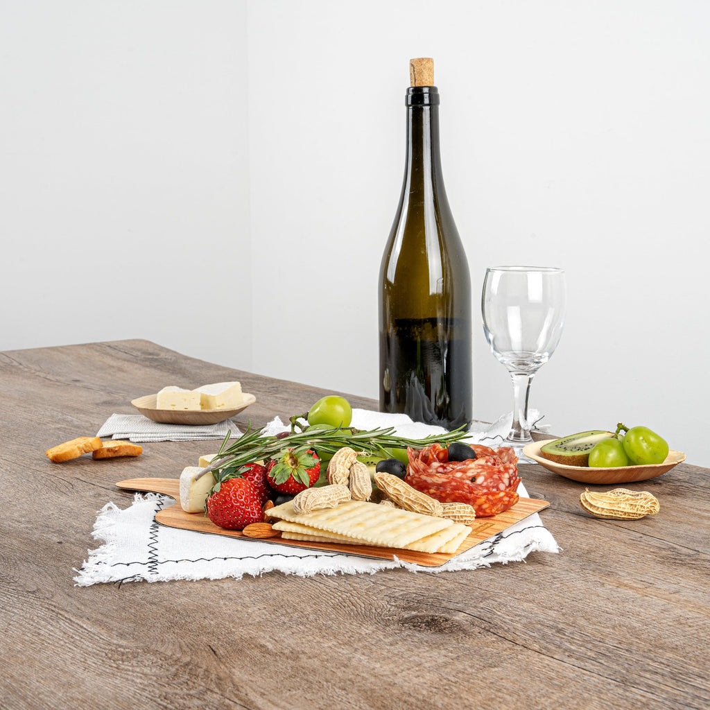Cater Tek Natural Cheese / Charcuterie Board - Faux Wood - 11 3/4" x 7" - 100 count box