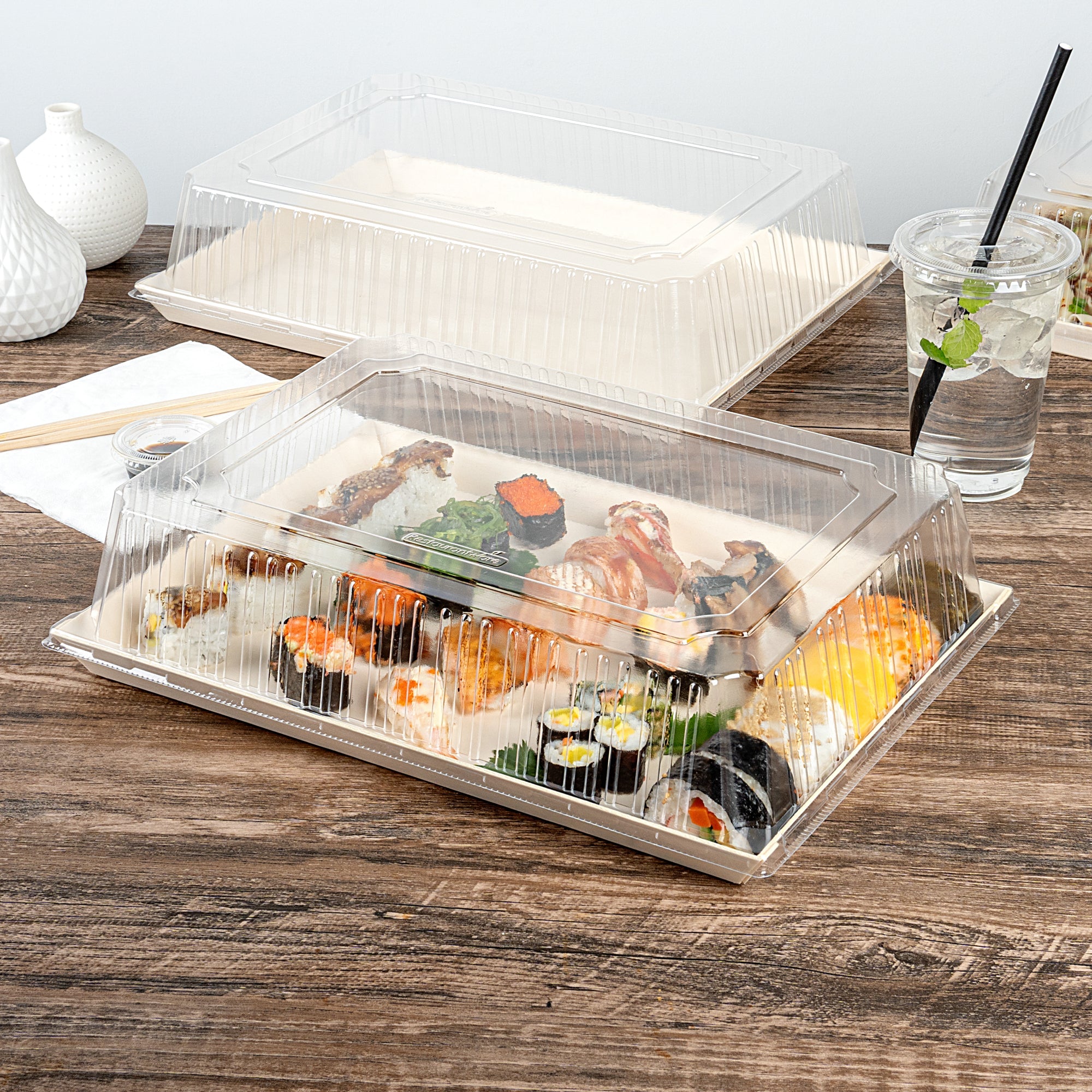 Taipei Rectangle Clear Plastic Lid - Fits 15 1/4" x 10 3/4" Poplar Plate - 100 count box