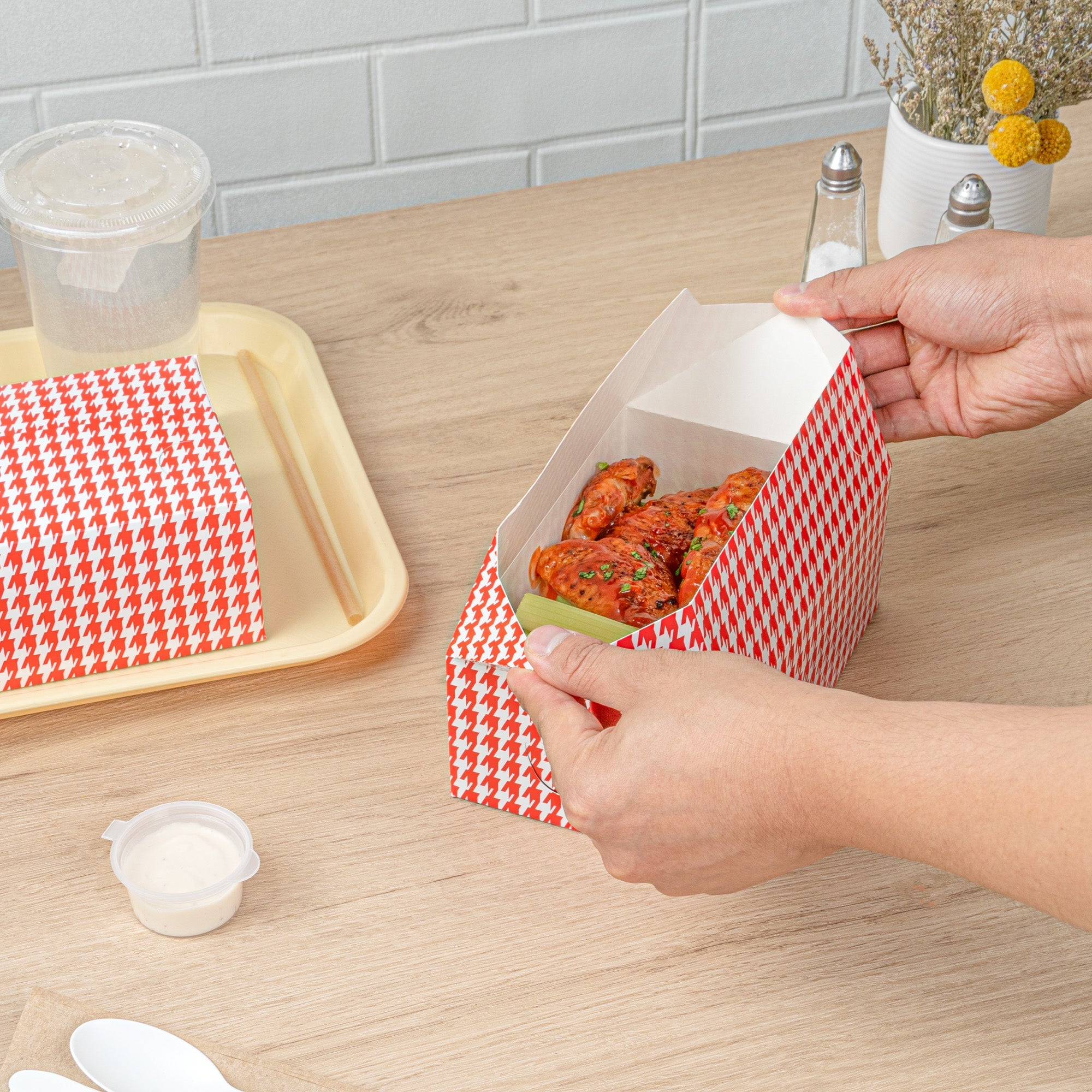 Bio Tek 47 oz Red Houndstooth Paper Lunch / Chicken Box - with Fast Top - 7" x 4 1/2" x 2 3/4" - 400 count box