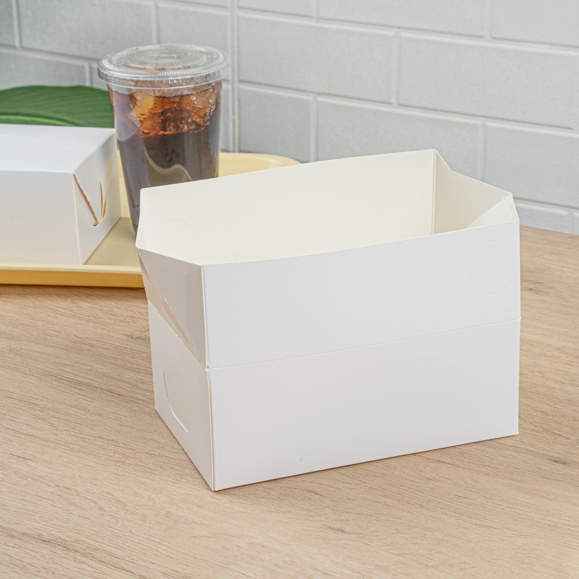 Bio Tek 47 oz White Paper Lunch / Chicken Box - with Fast Top - 7" x 4 1/2" x 2 3/4" - 100 count box