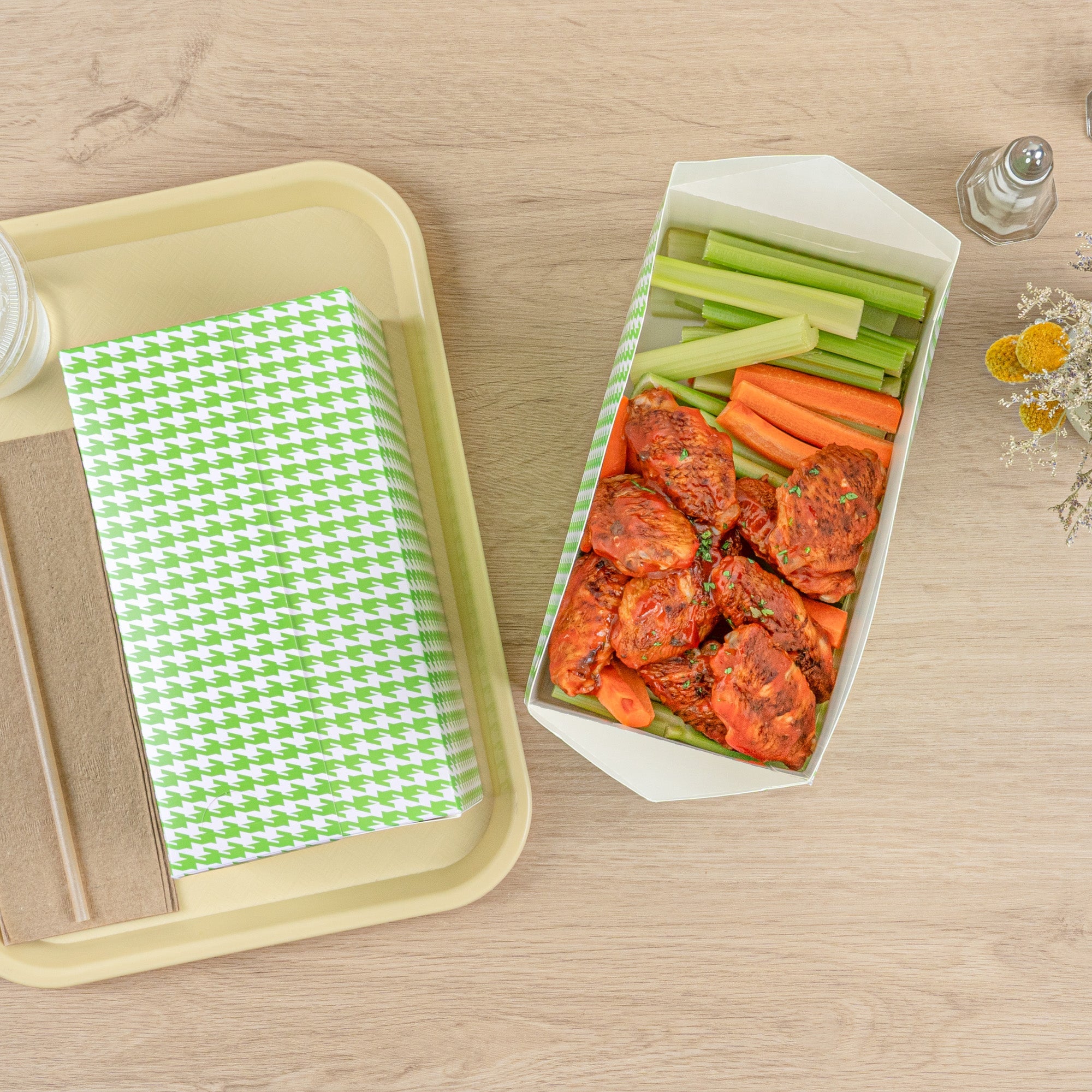 Bio Tek 80 oz Green Houndstooth Paper Lunch / Chicken Box - with Fast Top - 9" x 5" x 5" - 400 count box