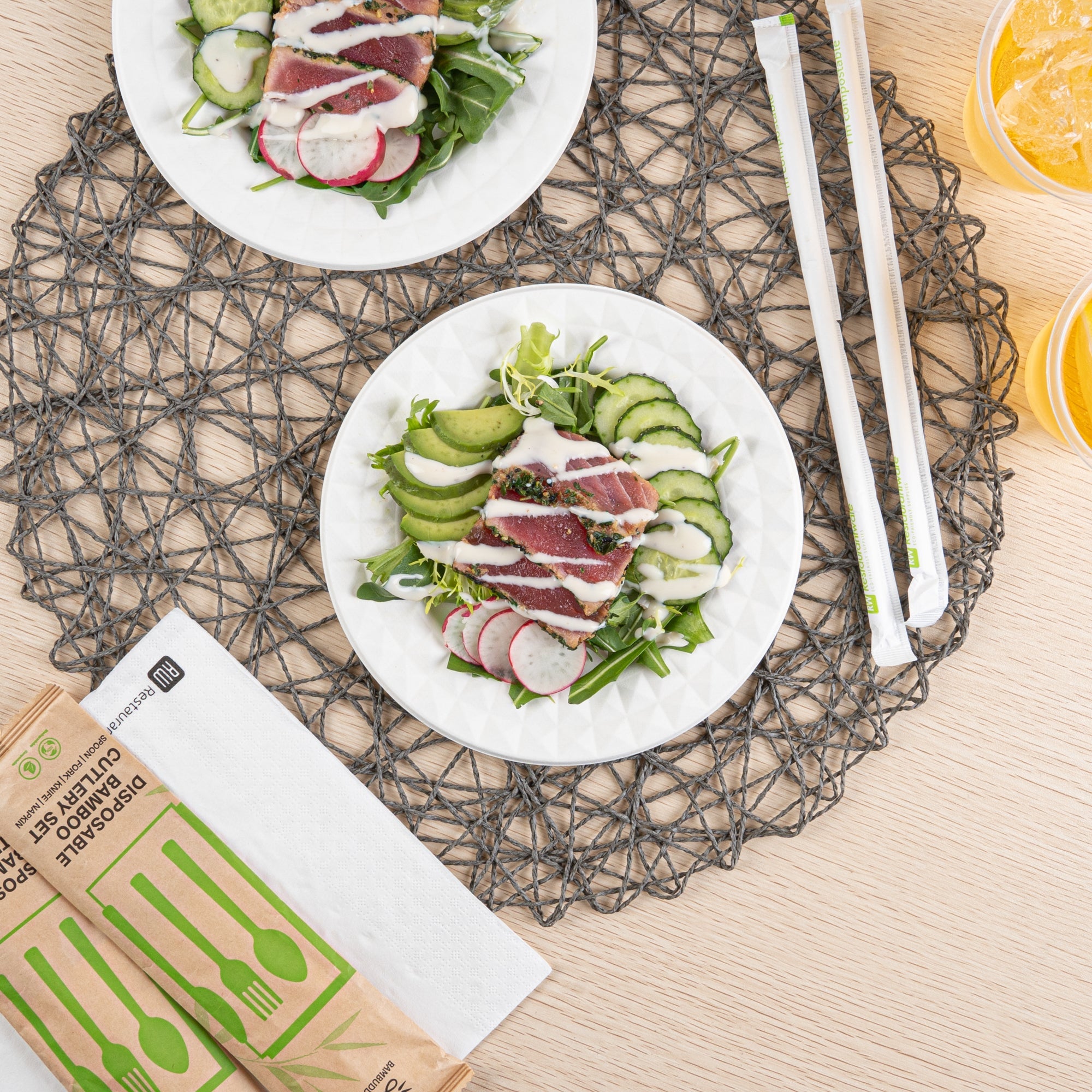 Pulp Safe No PFAS Added Round White Sugarcane / Bagasse Plate - Home Compostable, with Diamond Rim - 7" x 7" x 1/2" - 100 count box