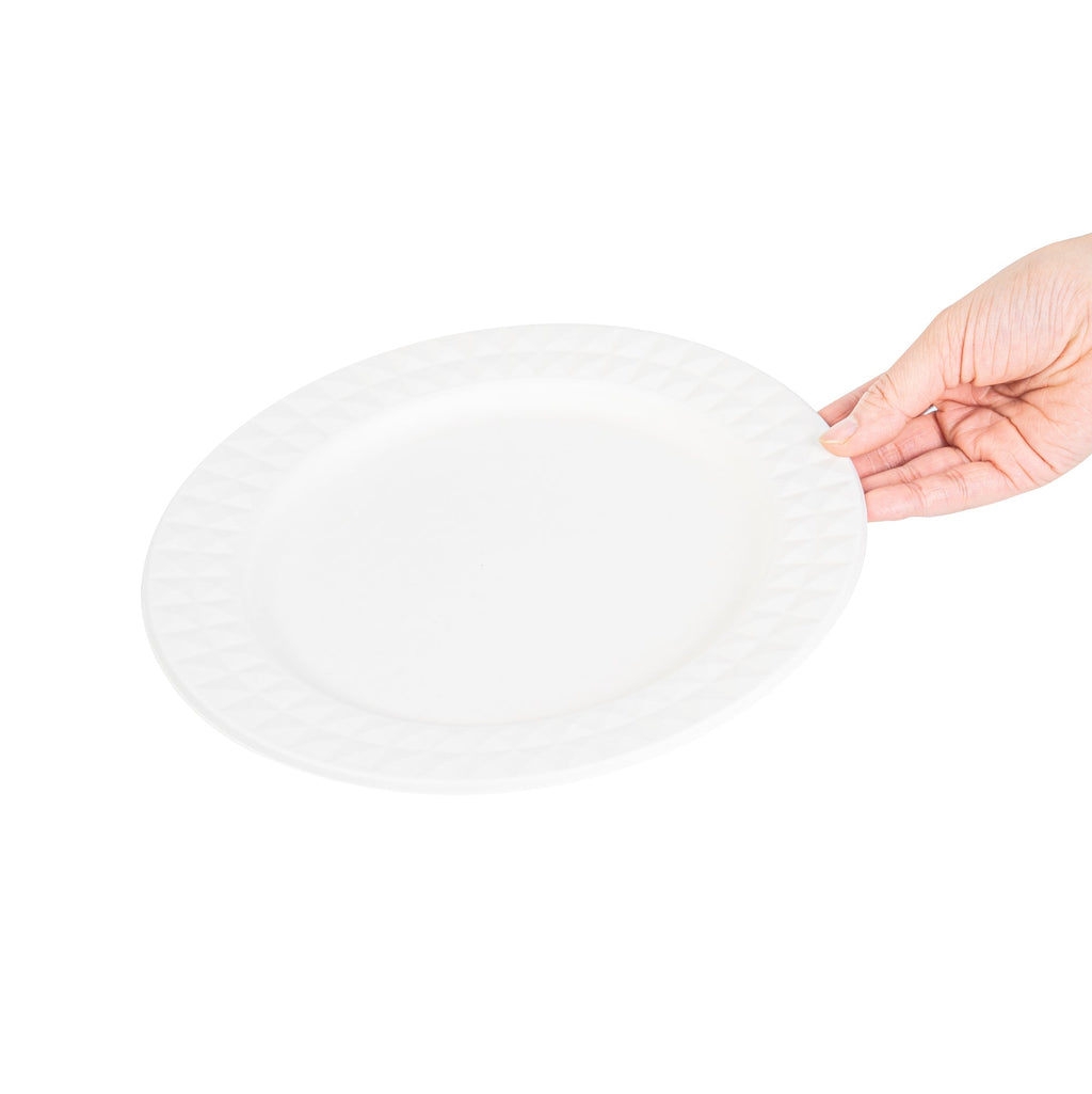 Pulp Safe No PFAS Added Round White Sugarcane / Bagasse Plate - Home Compostable, with Diamond Rim - 9" x 9" x 1/2" - 25 count box