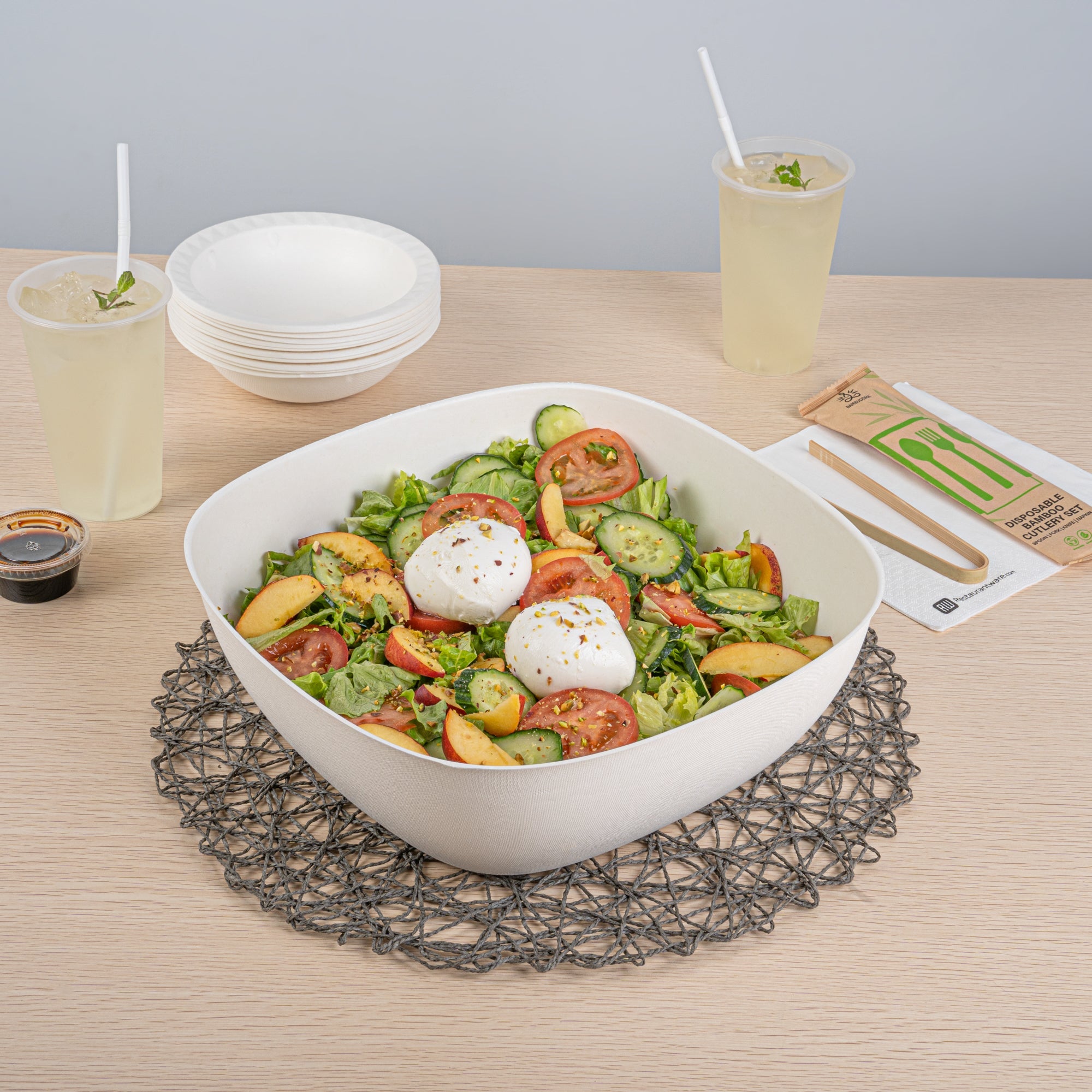 Pulp Safe Modular No PFAS Added 190 oz White Sugarcane / Bagasse Bowl - Home Compostable - 11 3/4" x 11 3/4" x 4" - 100 count box