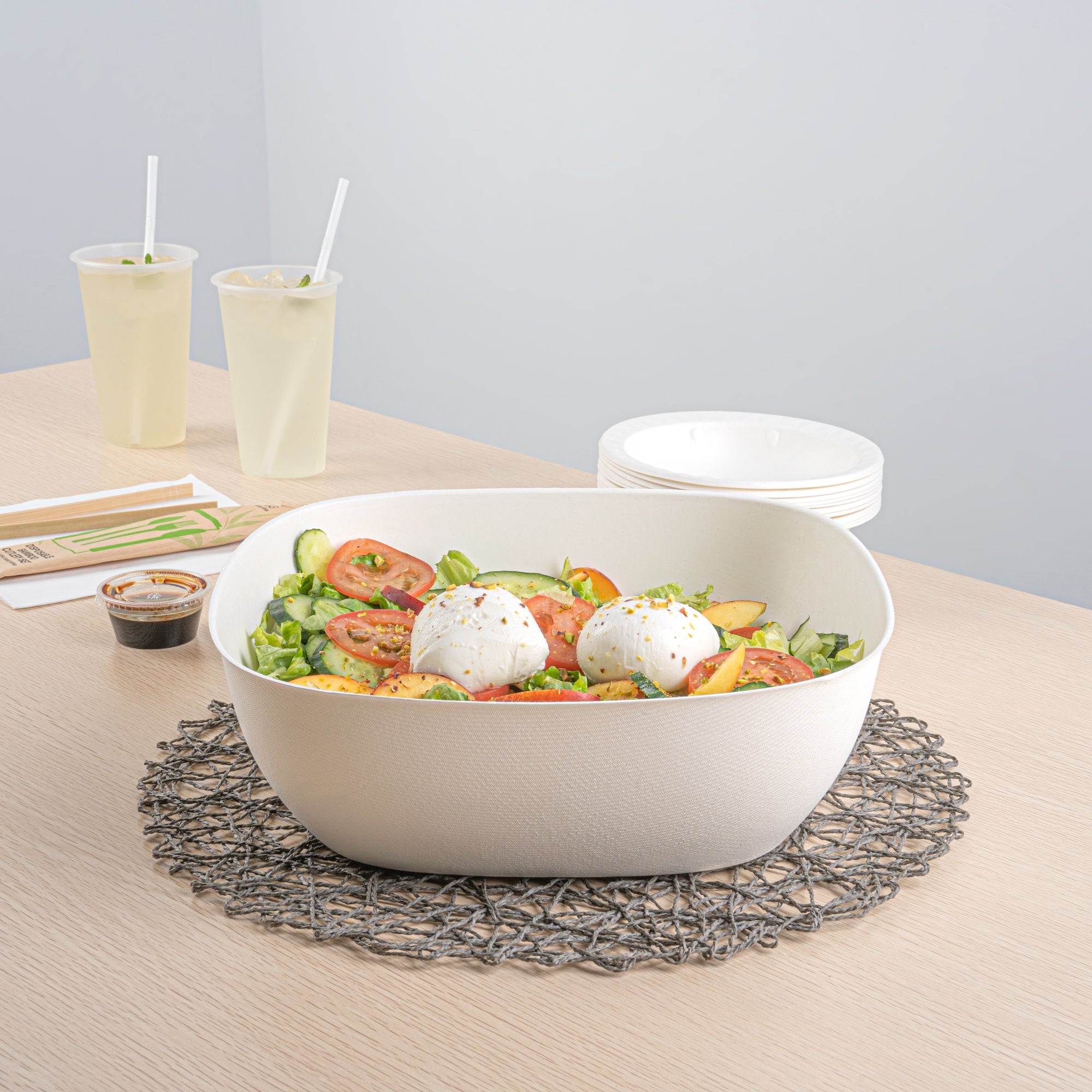 Pulp Safe Modular No PFAS Added 190 oz White Sugarcane / Bagasse Bowl - Home Compostable - 11 3/4" x 11 3/4" x 4" - 100 count box