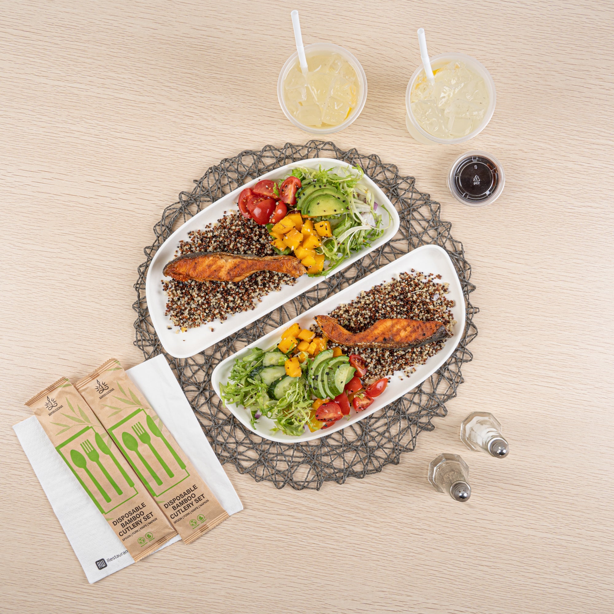 Pulp Safe Modular No PFAS Added White Sugarcane / Bagasse Plate - Home Compostable - 11 3/4" x 5 1/4" x 1/2" - 100 count box