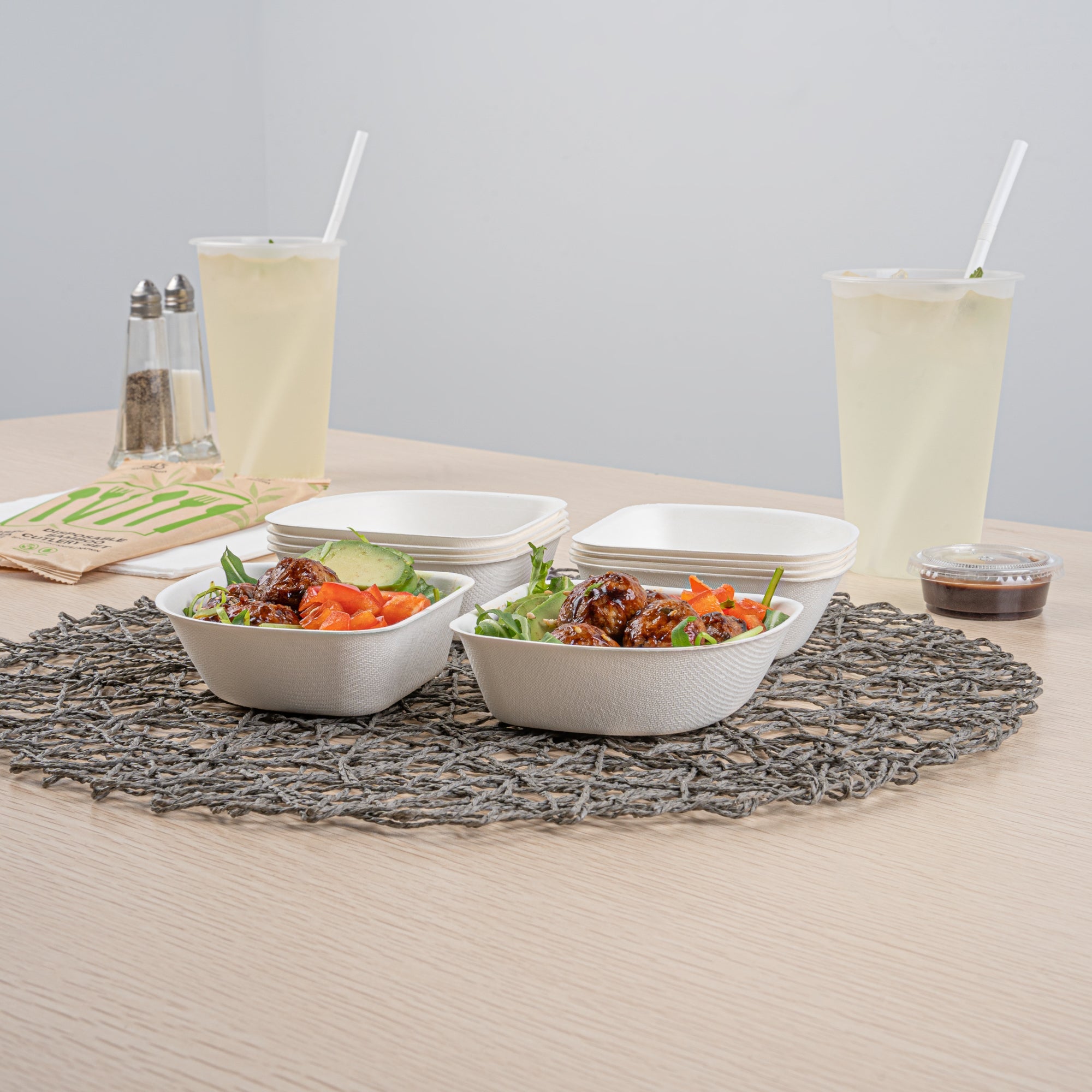 Pulp Safe Modular No PFAS Added 7 oz White Sugarcane / Bagasse Bowl - Home Compostable - 4" x 4" x 1 1/4" - 100 count box