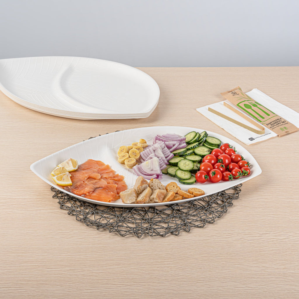 Pulp Safe Modular No PFAS Added White Sugarcane / Bagasse Tray - Home Compostable, 2 Compartments - 18 1/2" x 11 1/4" - 25 count box