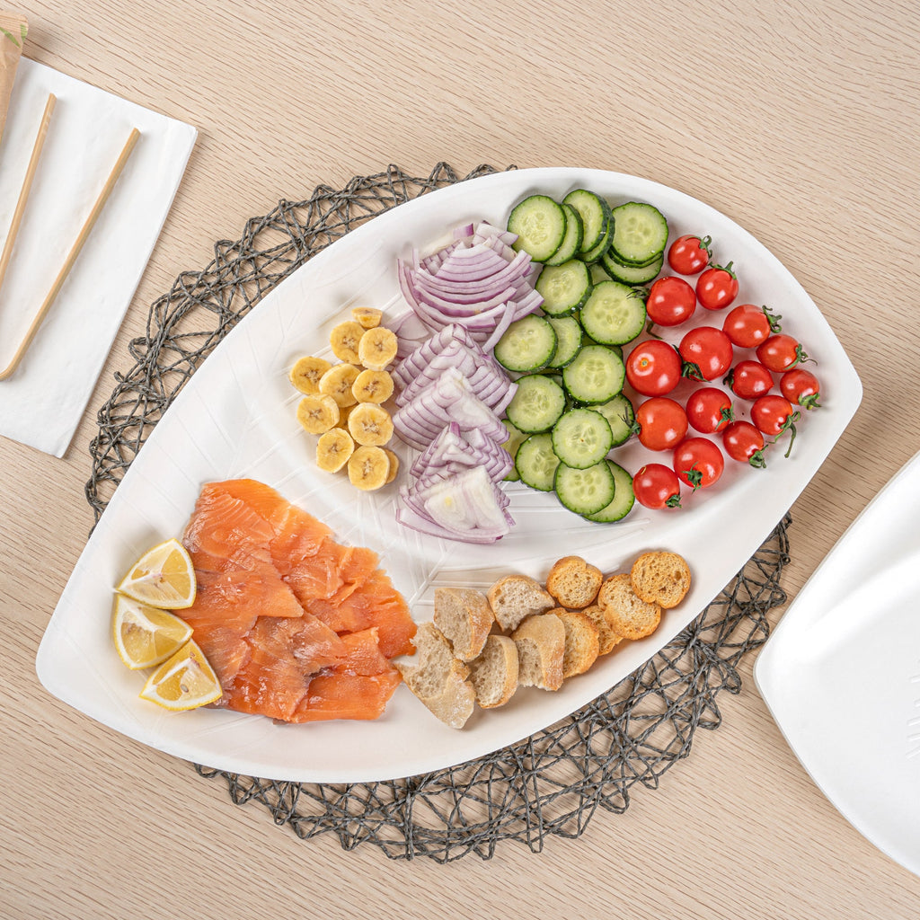 Pulp Safe Modular No PFAS Added White Sugarcane / Bagasse Tray - Home Compostable, 2 Compartments - 18 1/2" x 11 1/4" - 25 count box