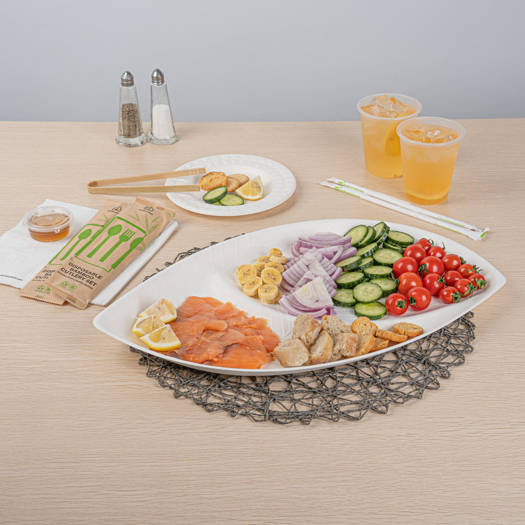 Pulp Safe Modular No PFAS Added White Sugarcane / Bagasse Tray - Home Compostable, 2 Compartments - 18 1/2" x 11 1/4" - 100 count box