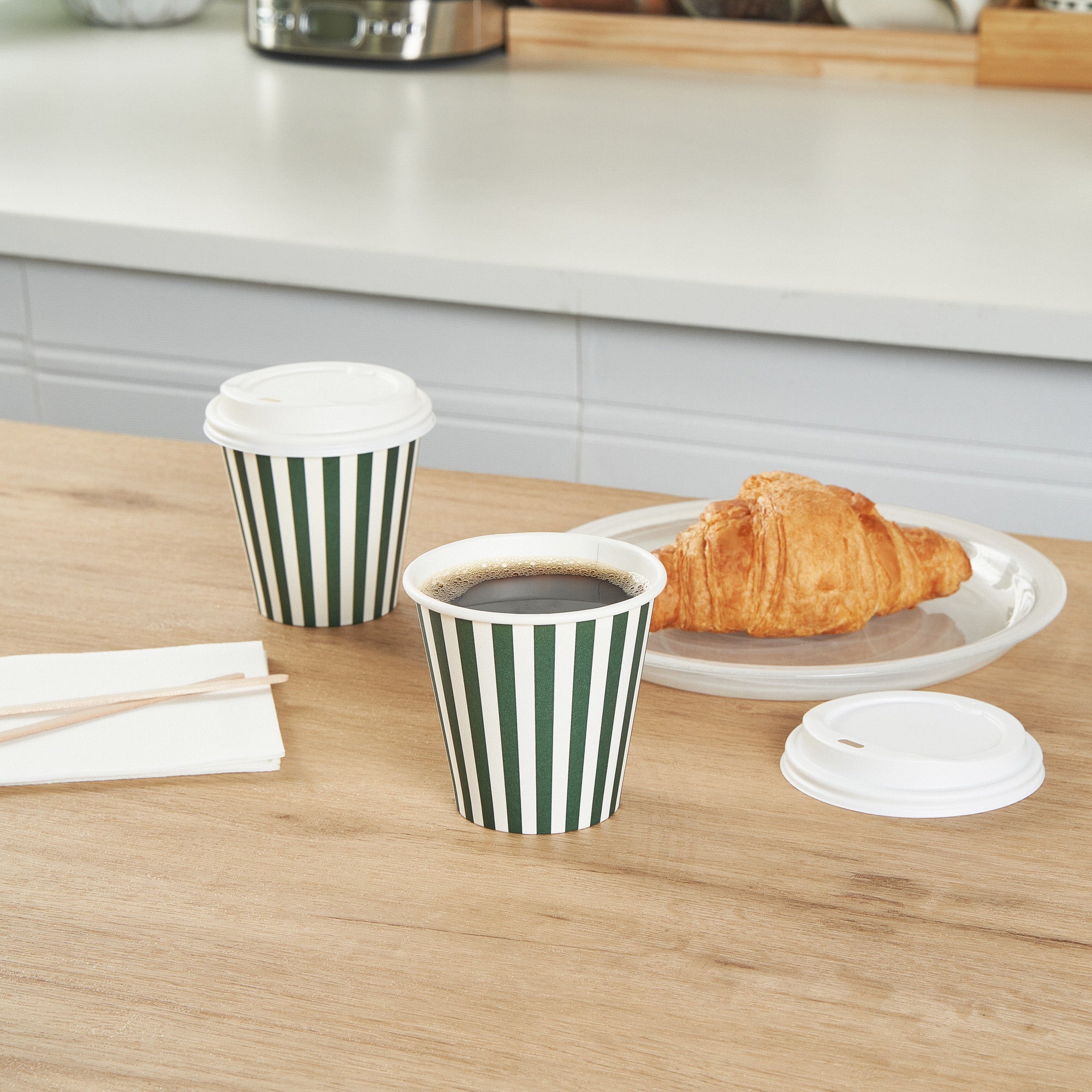 Restpresso 8 oz Forest Green and White Stripe Paper Single Wall Coffee Cup - with White Lid - 3 1/2"x 3 1/2"x 4" - 20 count box