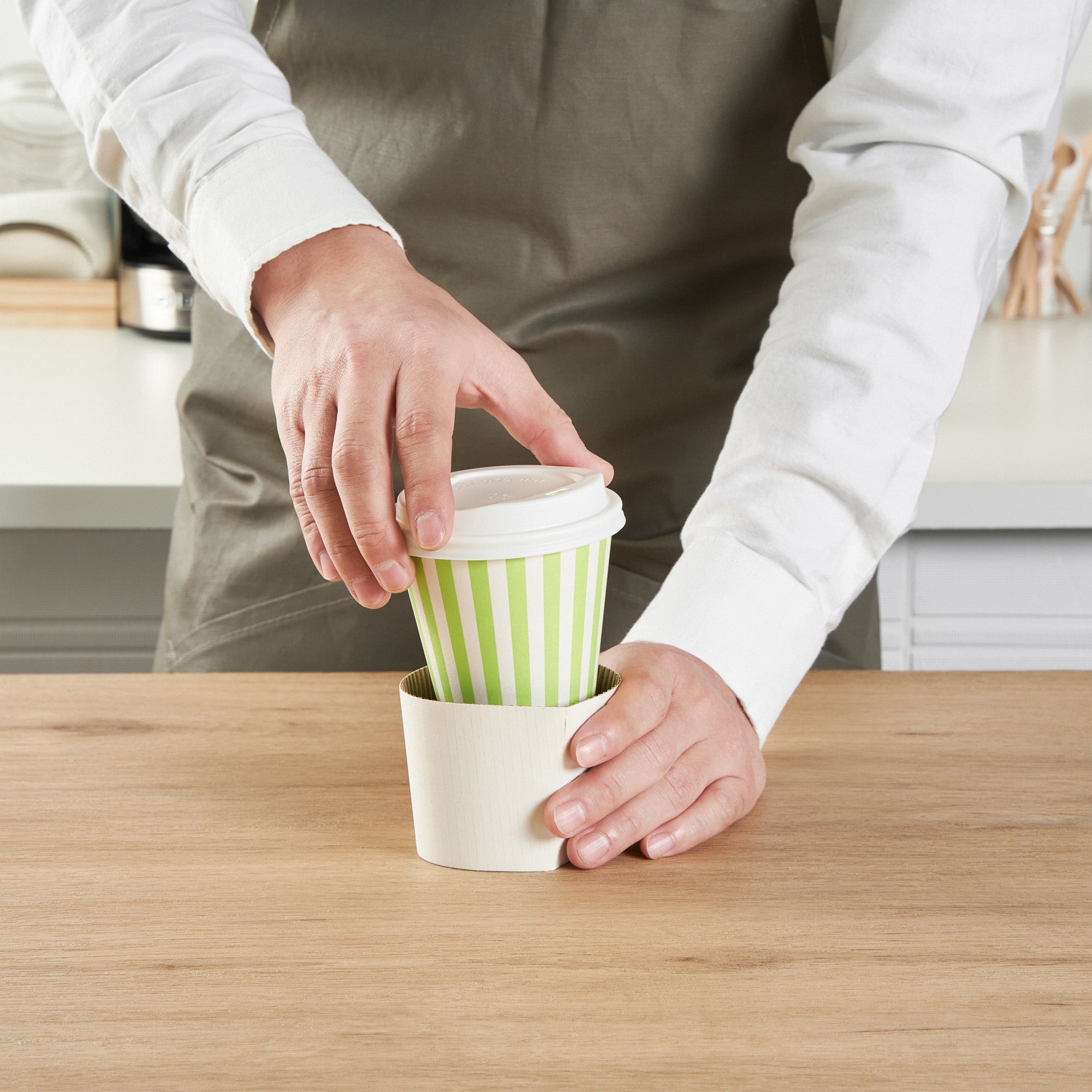Restpresso 8 oz Green and White Stripe Paper Single Wall Coffee Cup - with White Lid - 3 1/2"x 3 1/2"x 4" - 400 count box