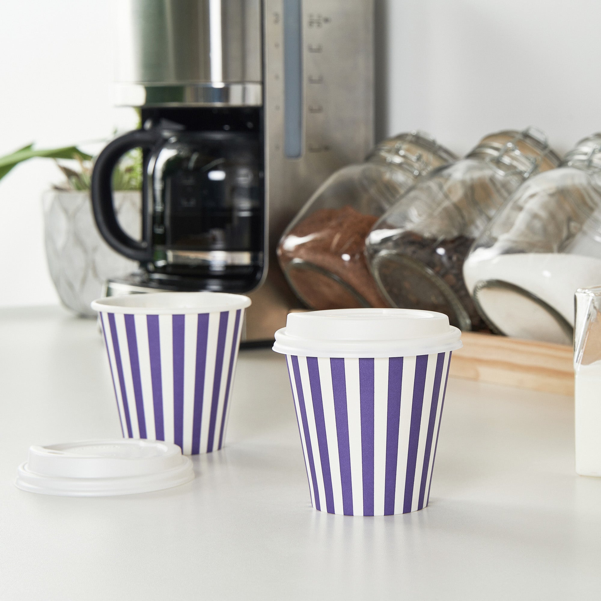 Restpresso 8 oz Purple and White Stripe Paper Single Wall Coffee Cup - with White Lid - 3 1/2"x 3 1/2"x 4" - 20 count box