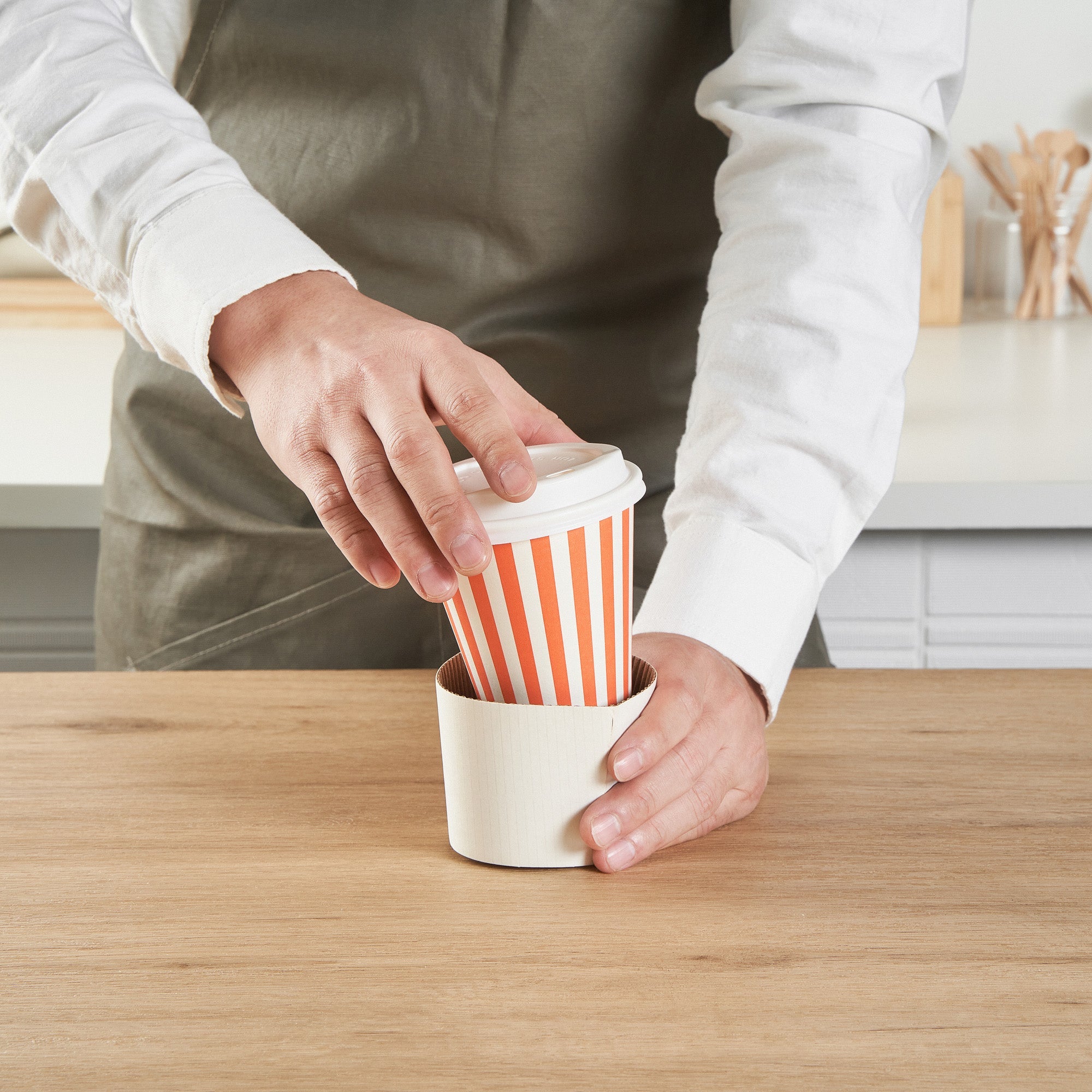 Restpresso 8 oz Orange and White Stripe Paper Single Wall Coffee Cup - with White Lid - 3 1/2"x 3 1/2"x 4" - 20 count box