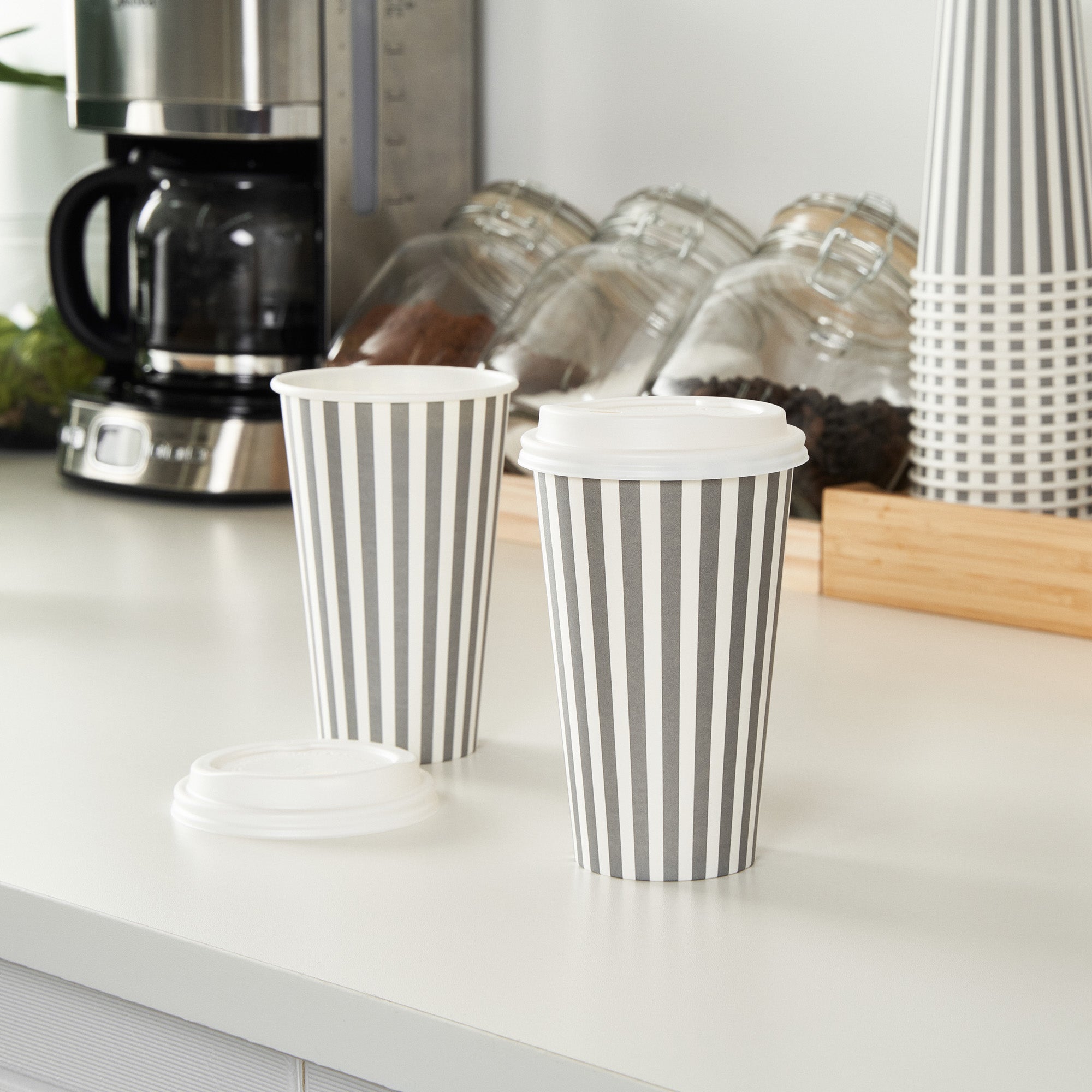 Restpresso 16 oz Gray and White Stripe Paper Single Wall Coffee Cup - with White Lid - 3 1/2"x 3 1/2"x 5 3/4" - 400 count box