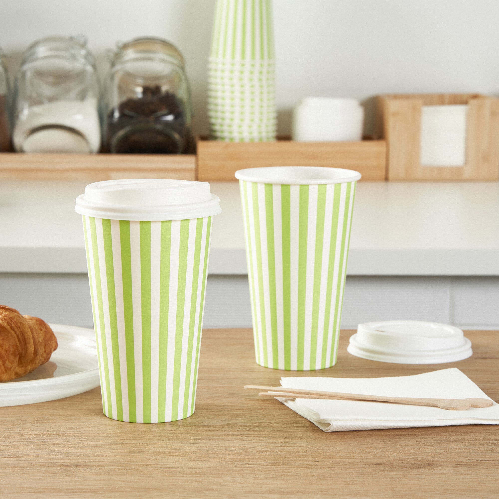 Restpresso 16 oz Green and White Stripe Paper Single Wall Coffee Cup - with White Lid - 3 1/2"x 3 1/2"x 5 3/4" - 20 count box