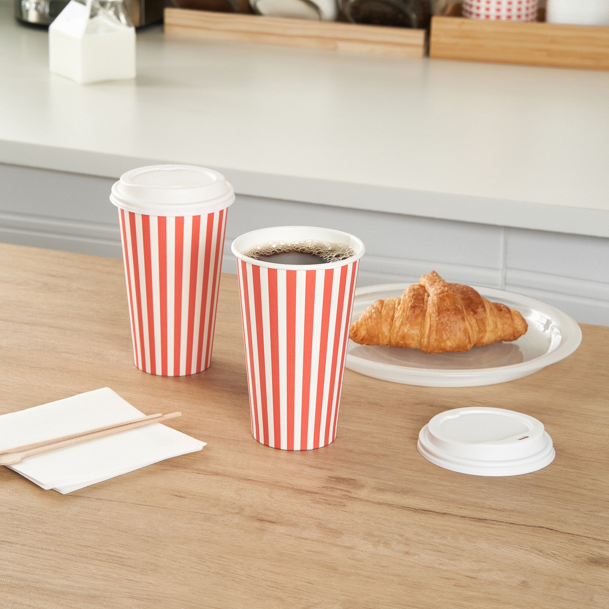 Restpresso 16 oz Red and White Stripe Paper Single Wall Coffee Cup - with White Lid - 3 1/2"x 3 1/2"x 5 3/4" - 400 count box