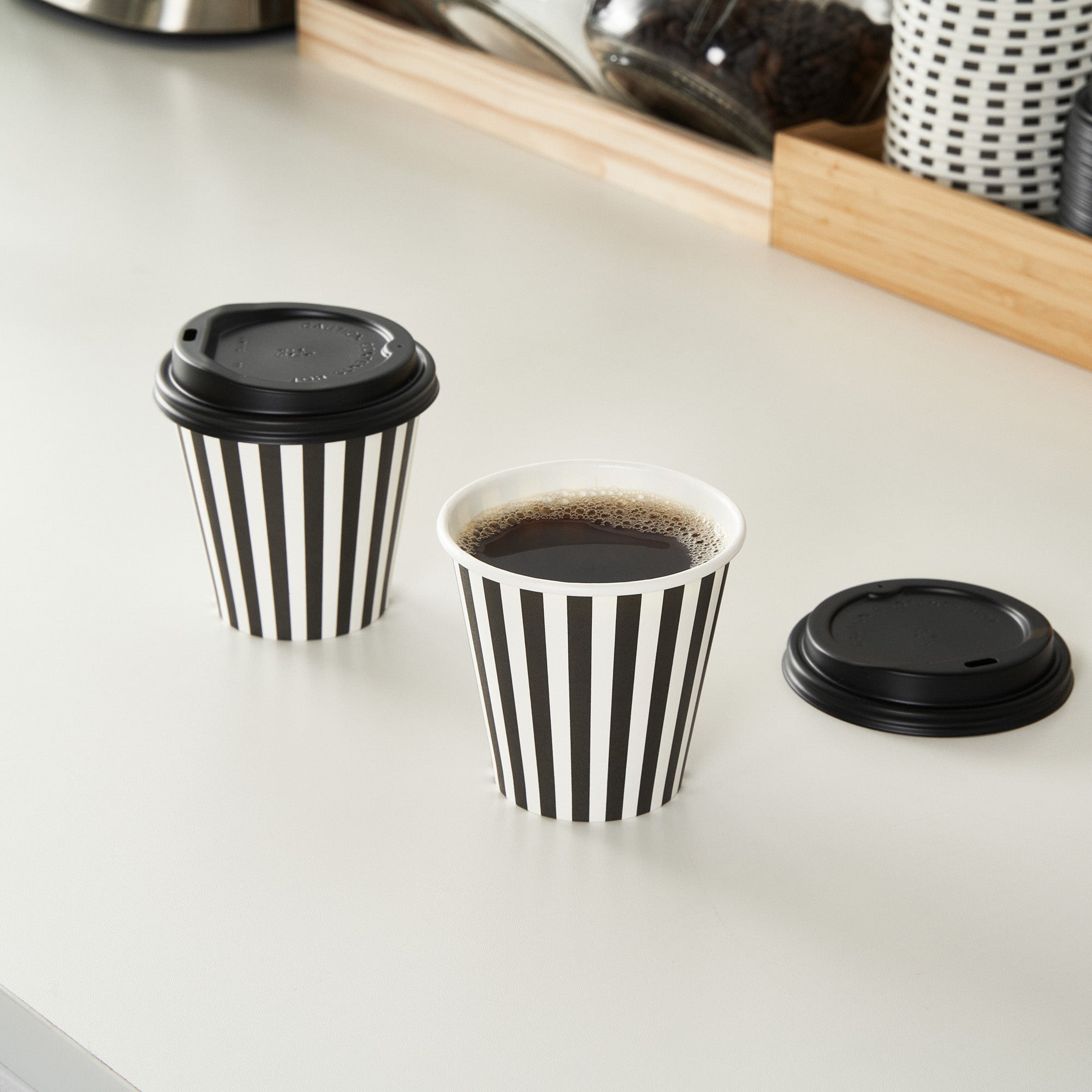 Restpresso 8 oz Black and White Stripe Paper Single Wall Coffee Cup - with Black Lid - 3 1/2" x 3 1/2" x 3 1/4" - 20 count box