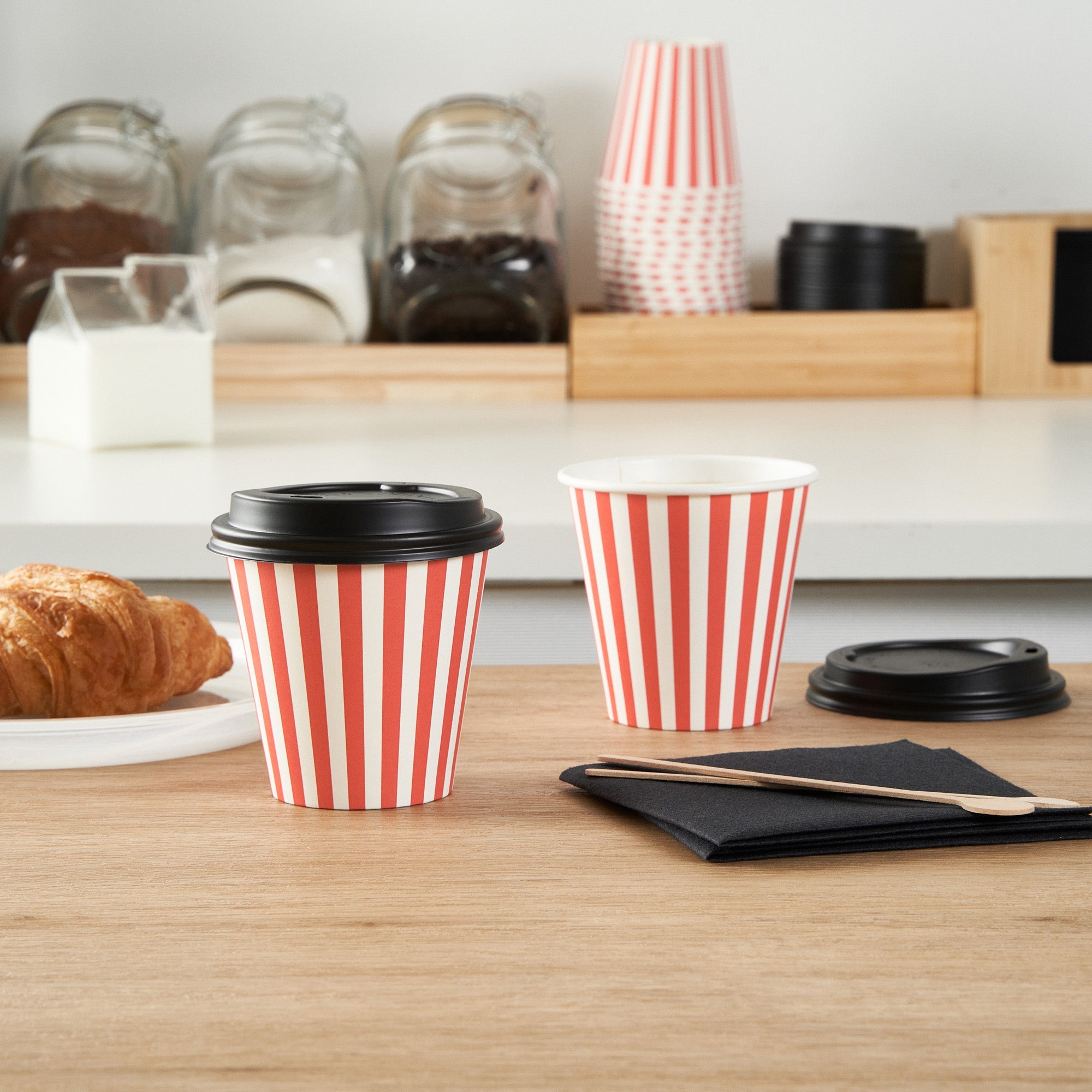 Restpresso 8 oz Red and White Stripe Paper Single Wall Coffee Cup - with Black Lid - 3 1/2" x 3 1/2" x 3 1/4" - 20 count box