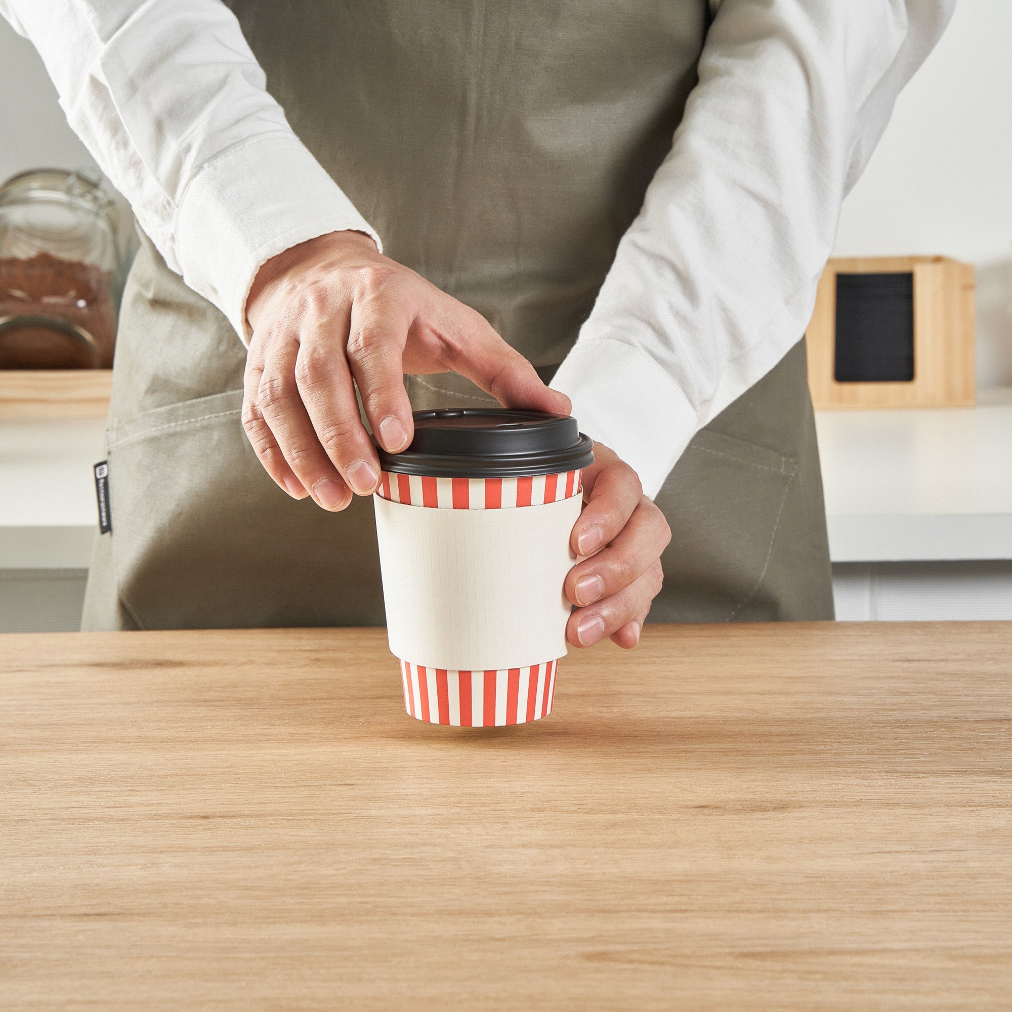 Restpresso 12 oz Red and White Stripe Paper Single Wall Coffee Cup - with Black Lid - 3 1/2"x 3 1/2"x 4 1/4" - 400 count box