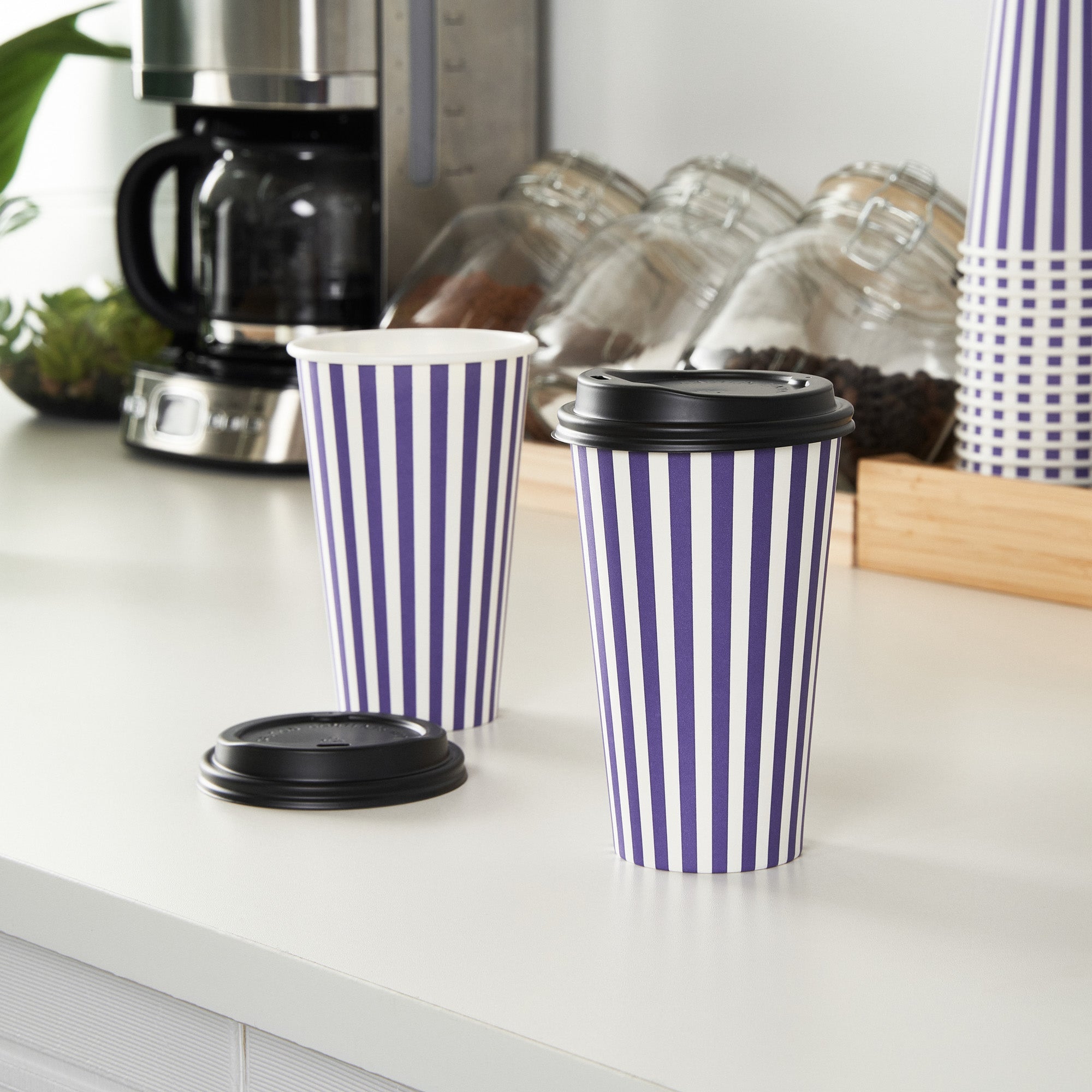 Restpresso 16 oz Purple and White Stripe Paper Single Wall Coffee Cup - with Black Lid - 3 1/2"x 3 1/2"x 5 1/2" - 20 count box