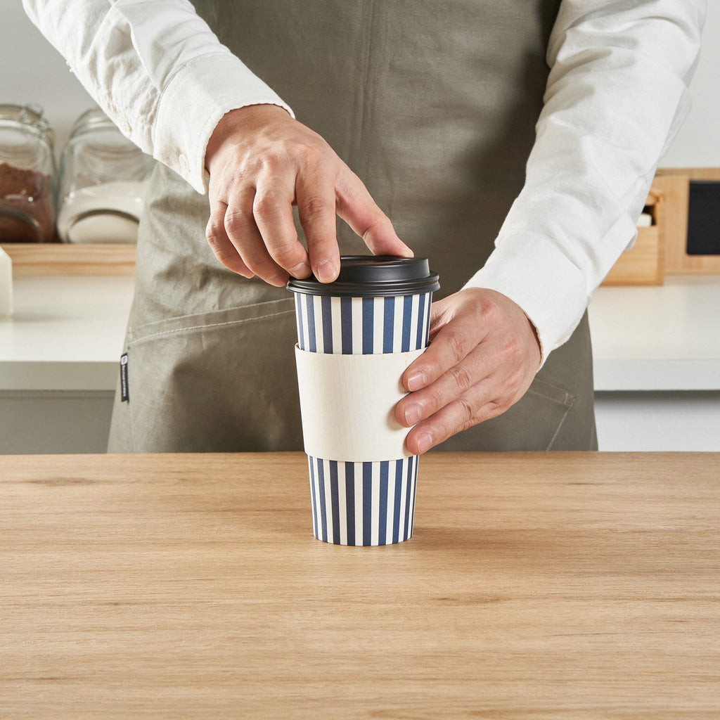 Restpresso 20 oz Blue and White Stripe Paper Single Wall Coffee Cup - with Black Lid - 3 1/2"x 3 1/2"x 6 1/4" - 400 count box