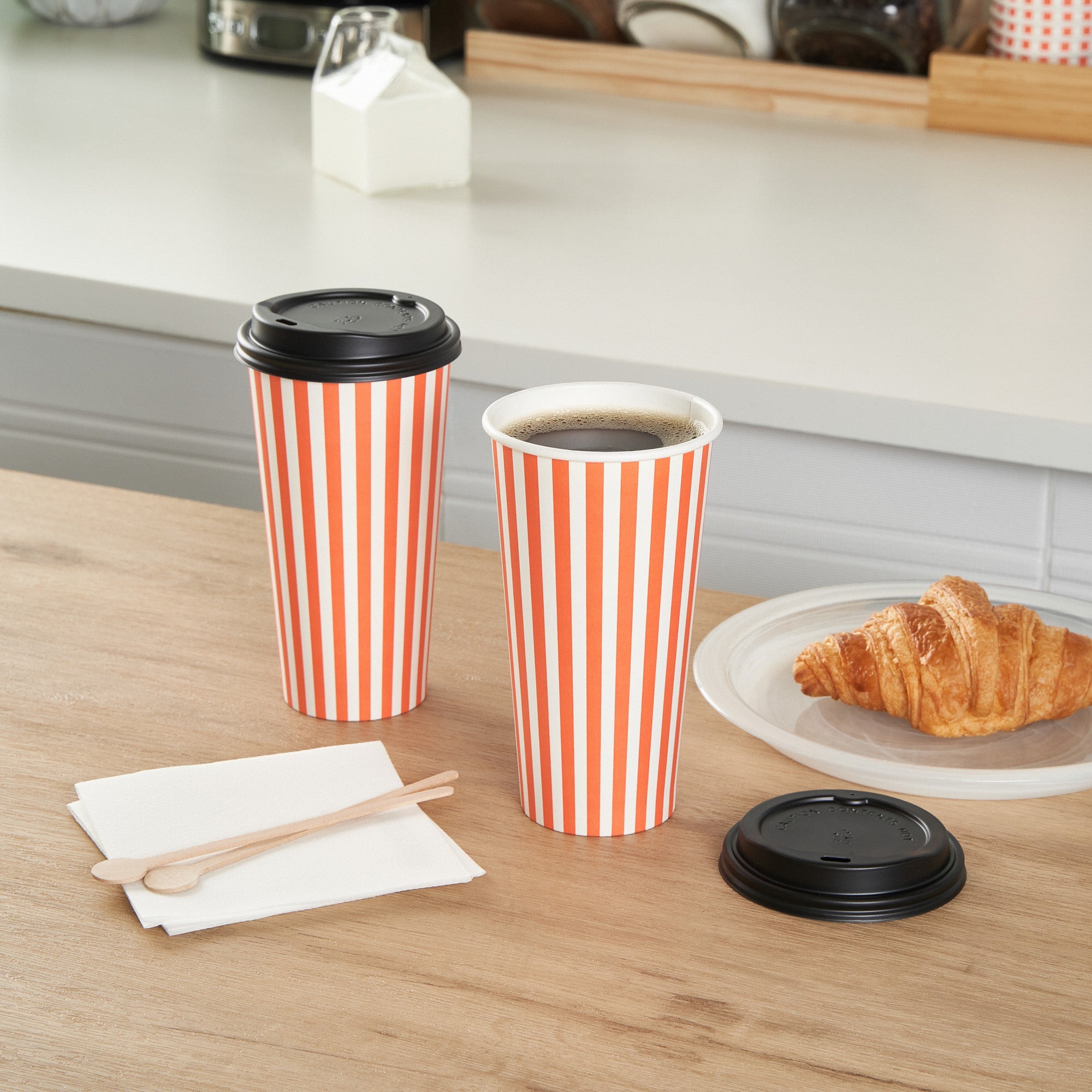Restpresso 20 oz Orange and White Stripe Paper Single Wall Coffee Cup - with Black Lid - 3 1/2"x 3 1/2"x 6 1/4" - 400 count box