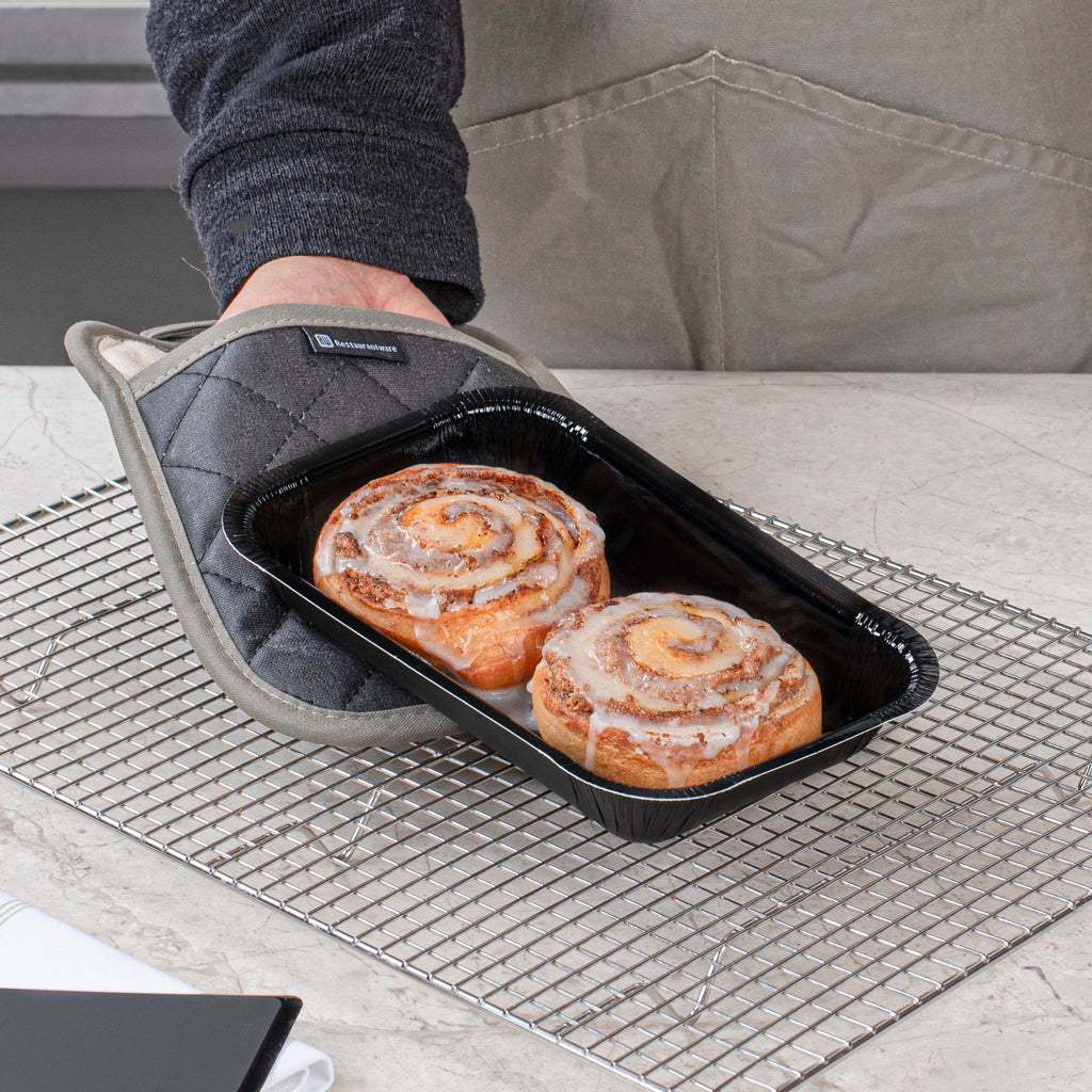 Pastry Tek 24 oz Rectangle Black Paperboard Tray - Oven-Safe - 8 1/4" x 5 1/2" x 1 1/2" - 25 count box